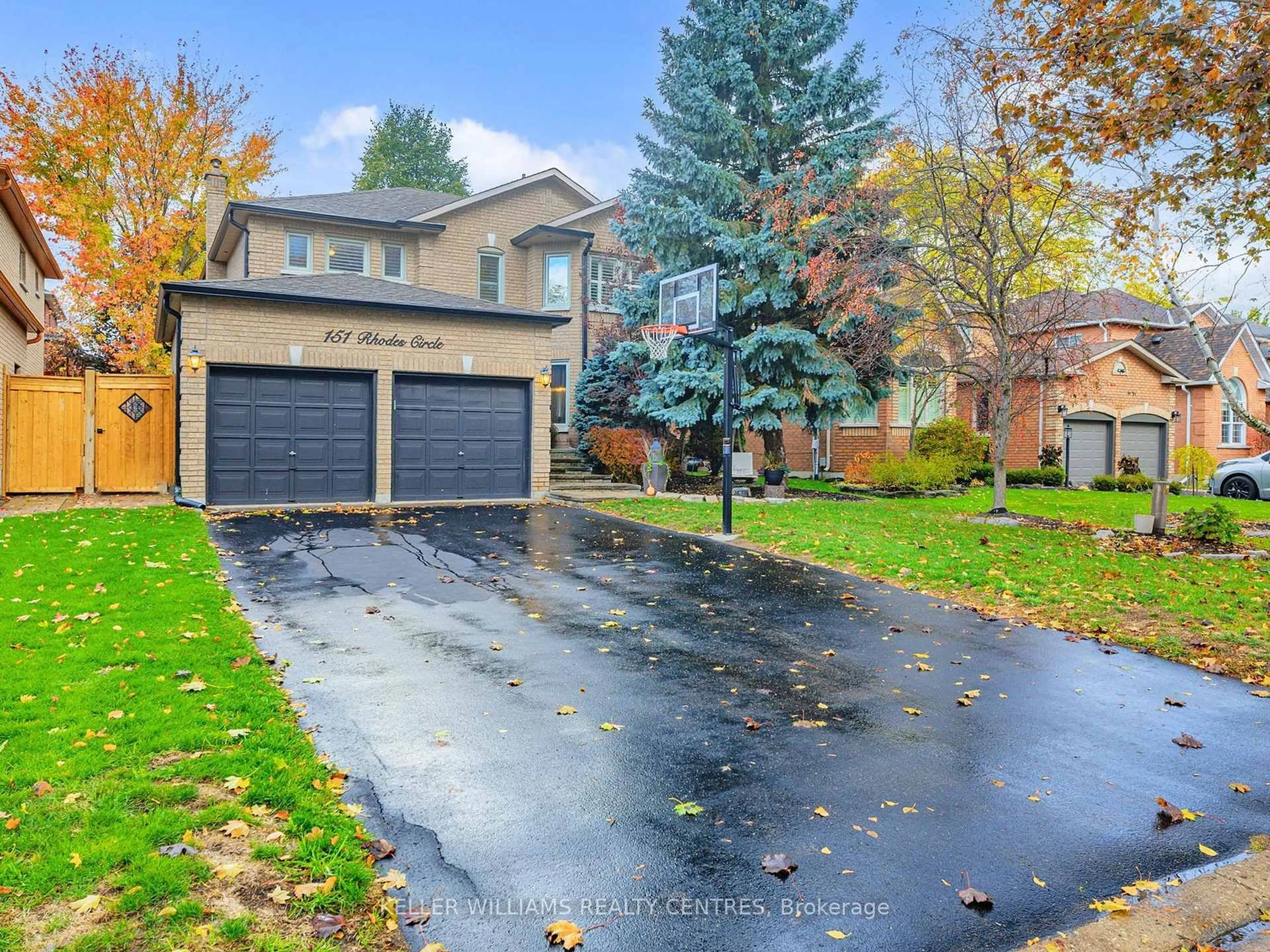 Home with brick exterior material, street for 151 Rhodes Circ, Newmarket Ontario L3X 1V2