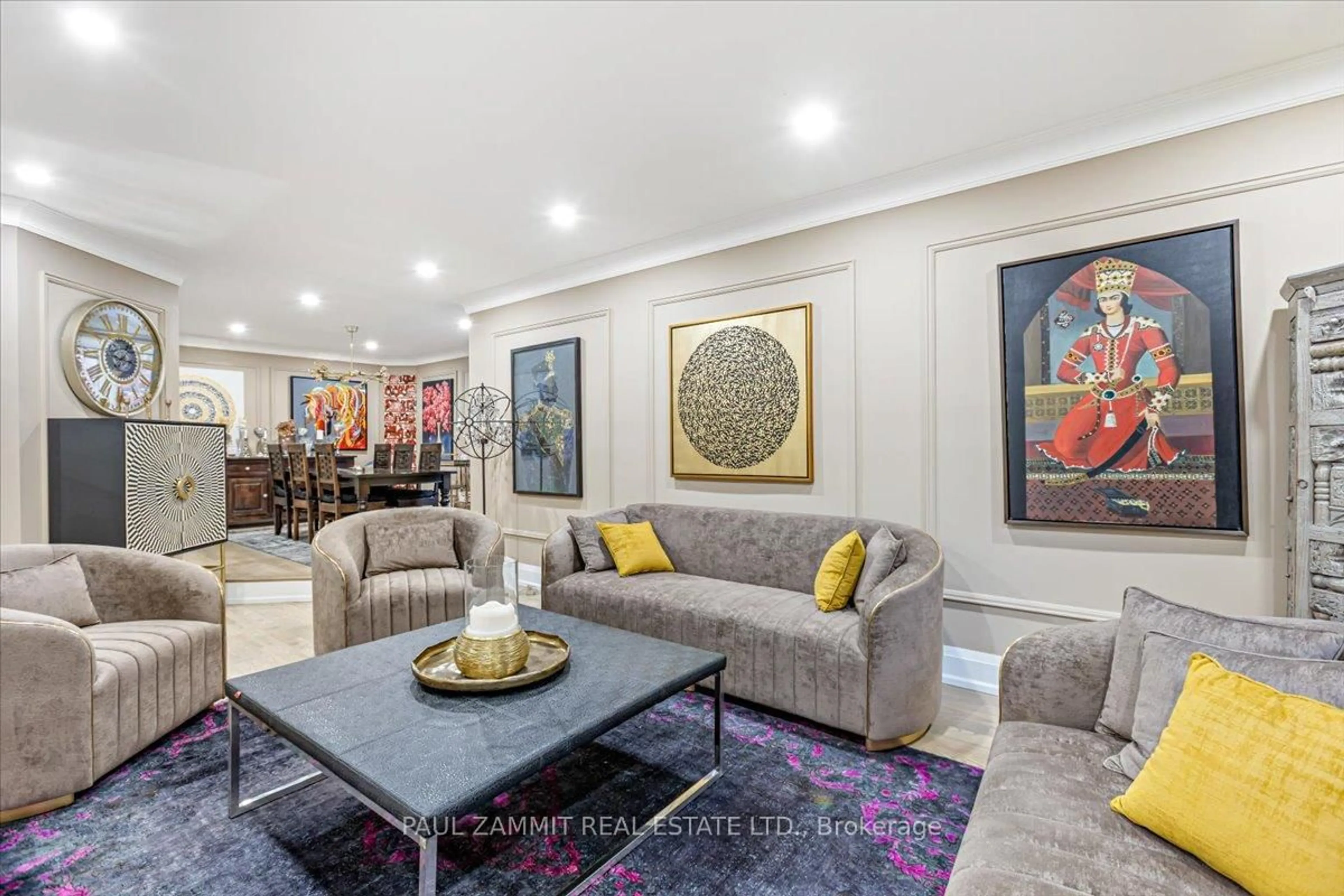 Living room with furniture, unknown for 20 Ladyslipper Crt, Markham Ontario L3T 2S7