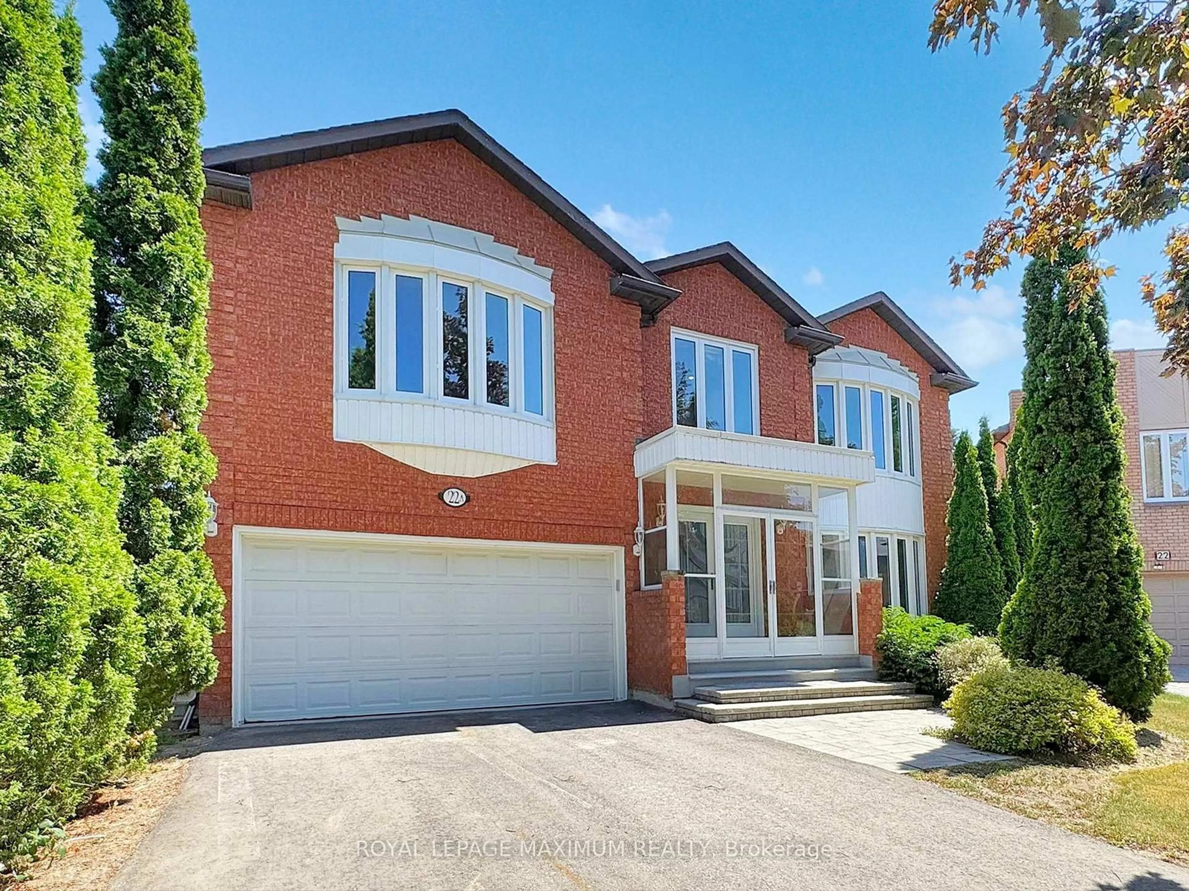 Home with brick exterior material, street for 22 A Waltham Cres, Richmond Hill Ontario L4B 1Z2