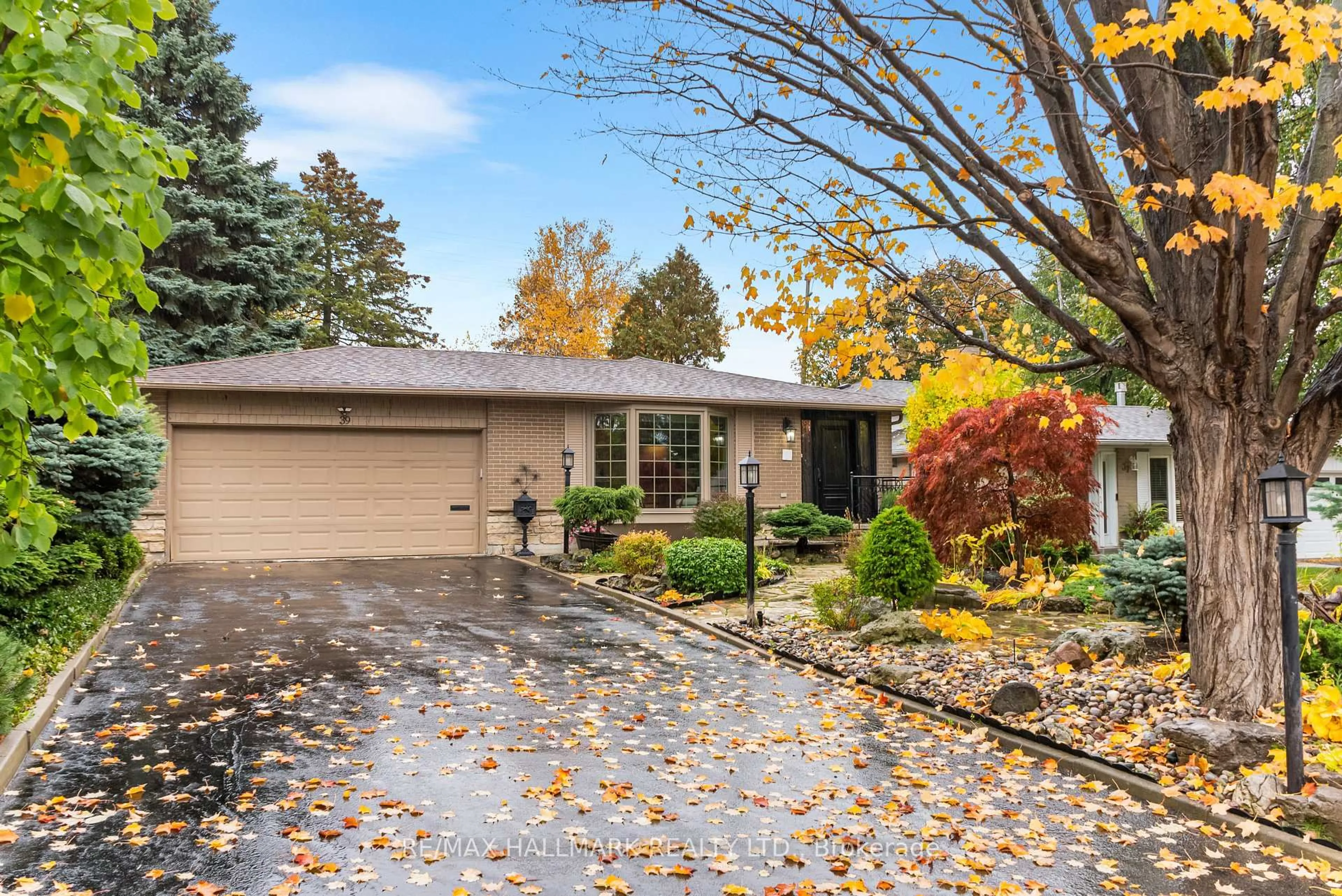 Unknown for 39 Fleance Dr, Markham Ontario L3T 3J8