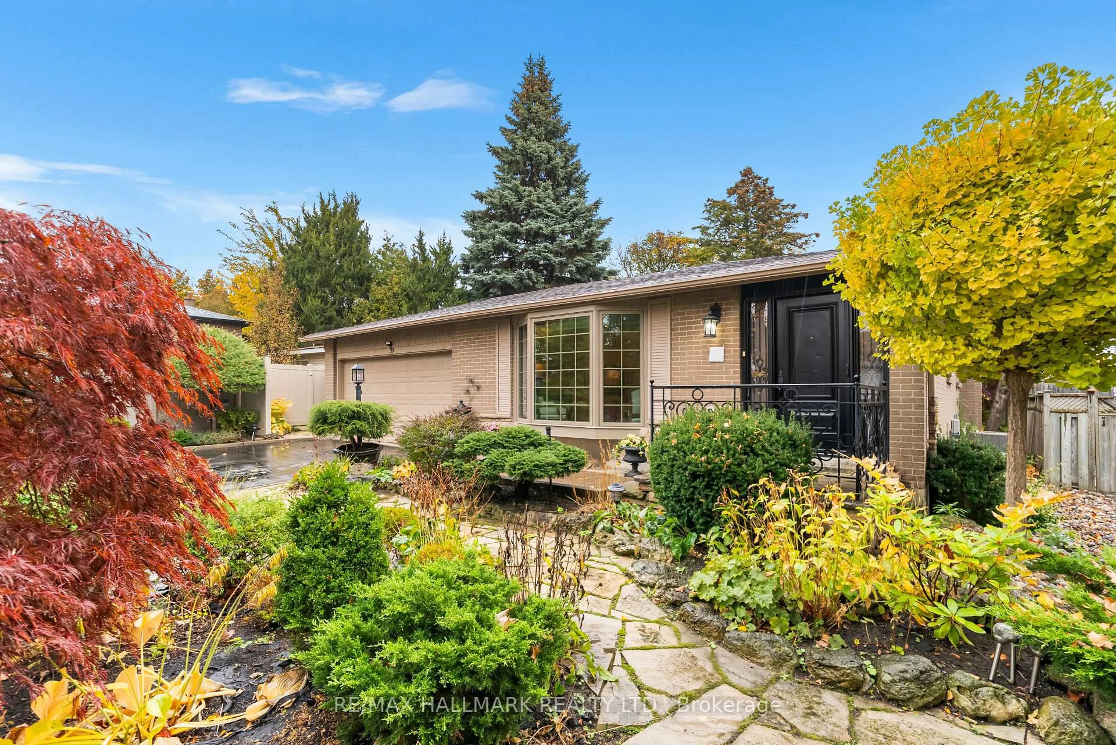 Unknown for 39 Fleance Dr, Markham Ontario L3T 3J8