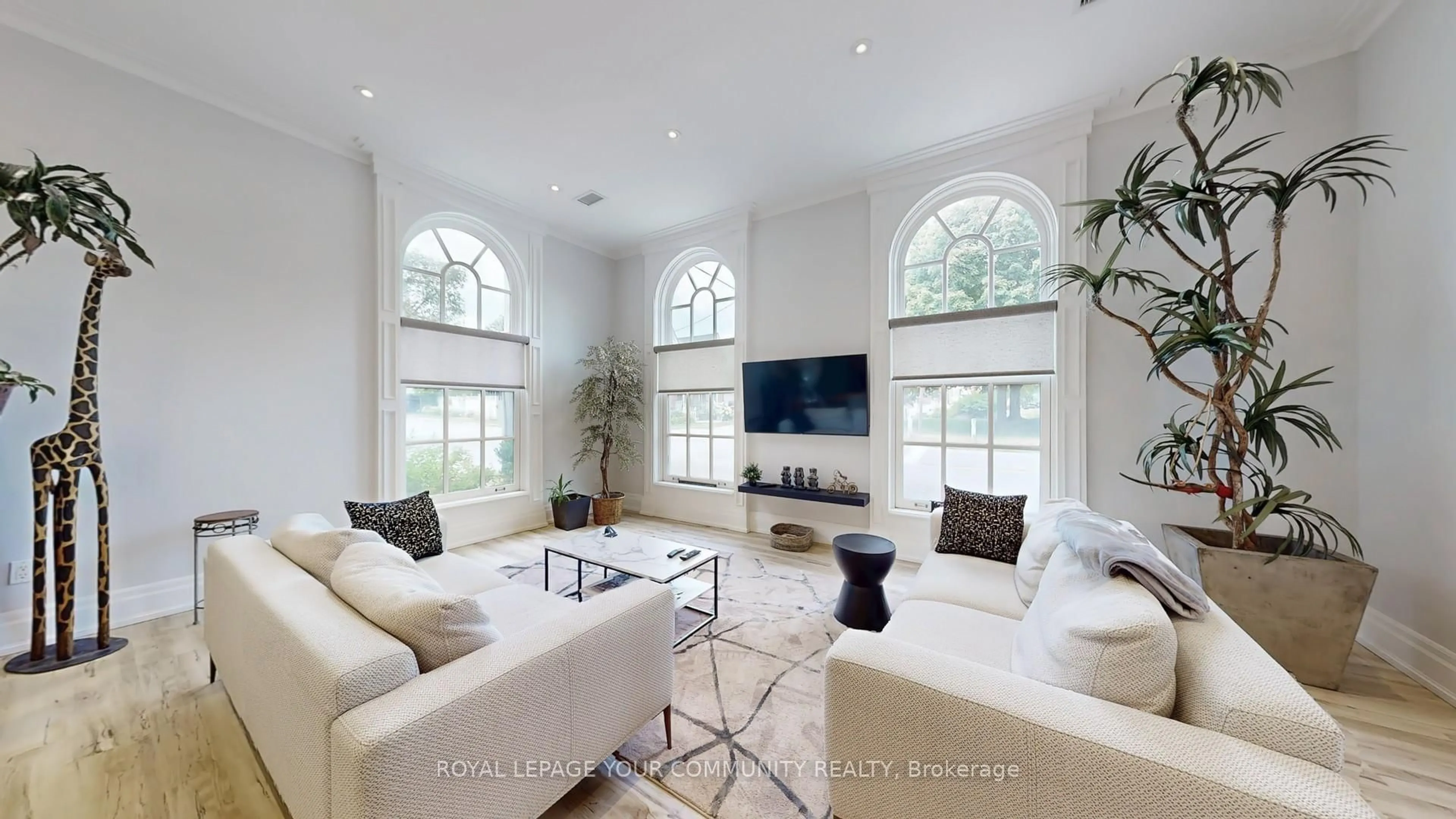 Living room with furniture, ceramic/tile floor for 42 Somerville St, Whitchurch-Stouffville Ontario L4A 1G6