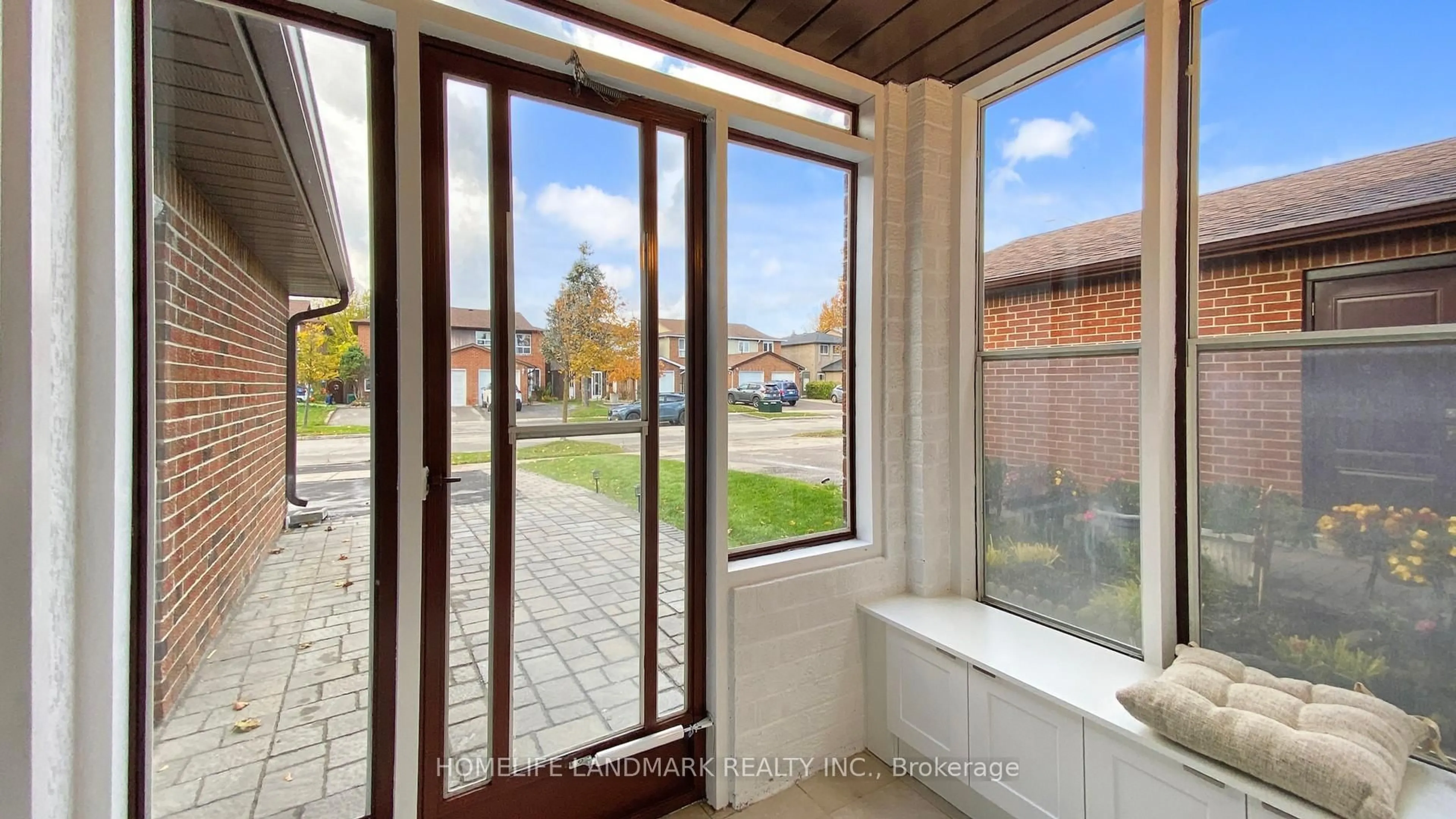 Unknown for 147 Risebrough Crct, Markham Ontario L3R 3E2