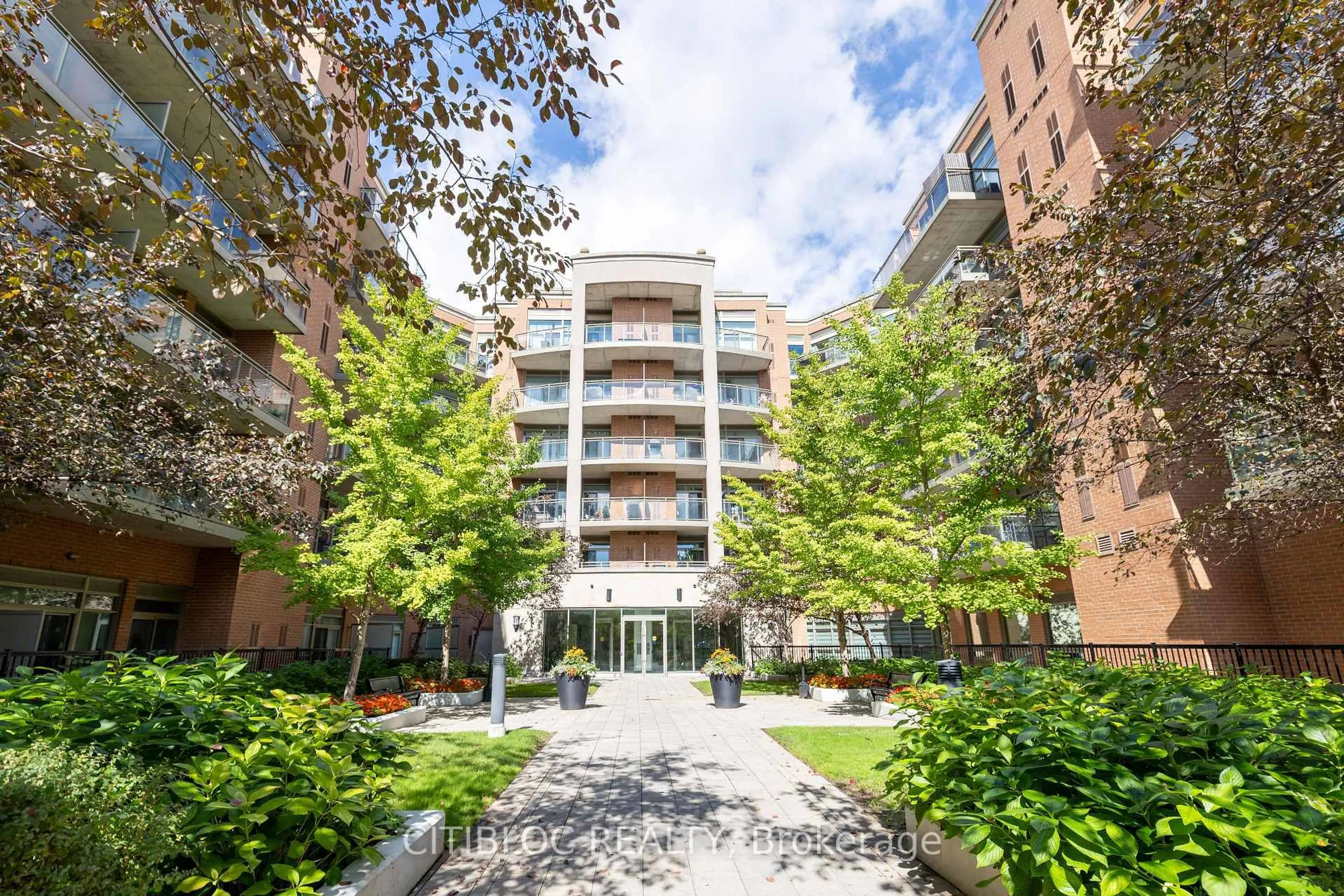 Unknown for 281 Woodbridge Ave #205, Vaughan Ontario L4L 0C6