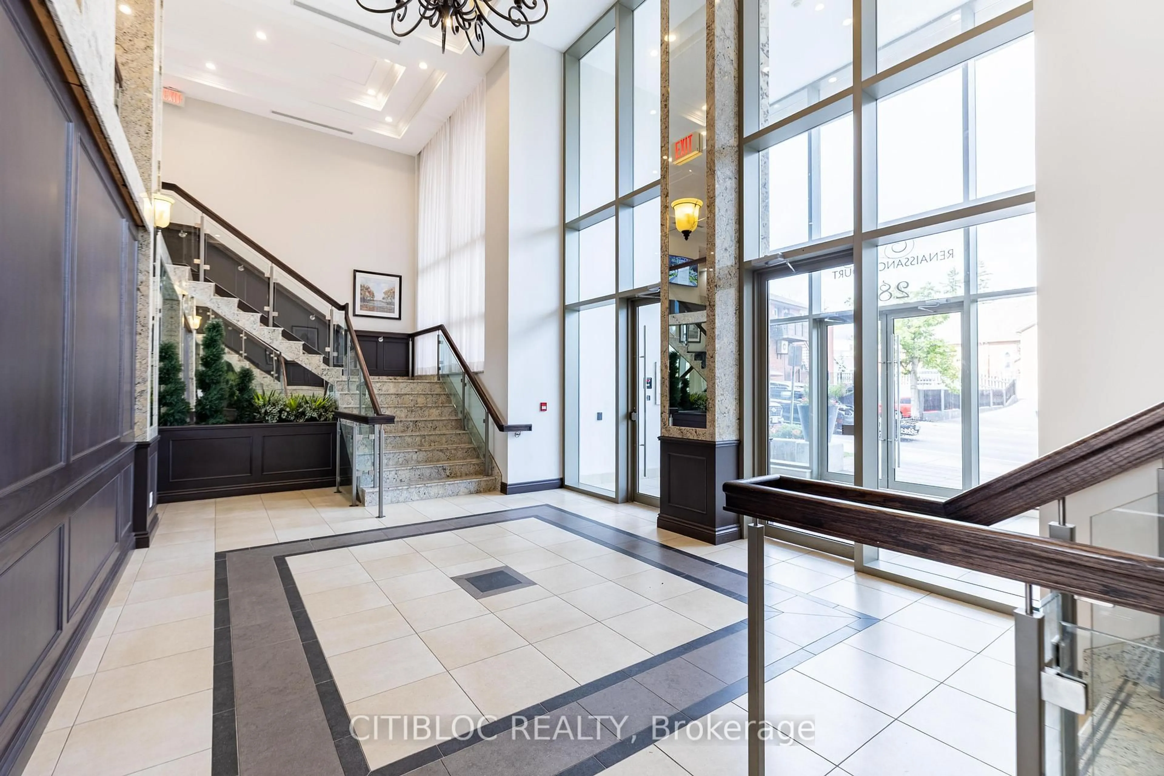 Indoor foyer for 281 Woodbridge Ave #205, Vaughan Ontario L4L 0C6