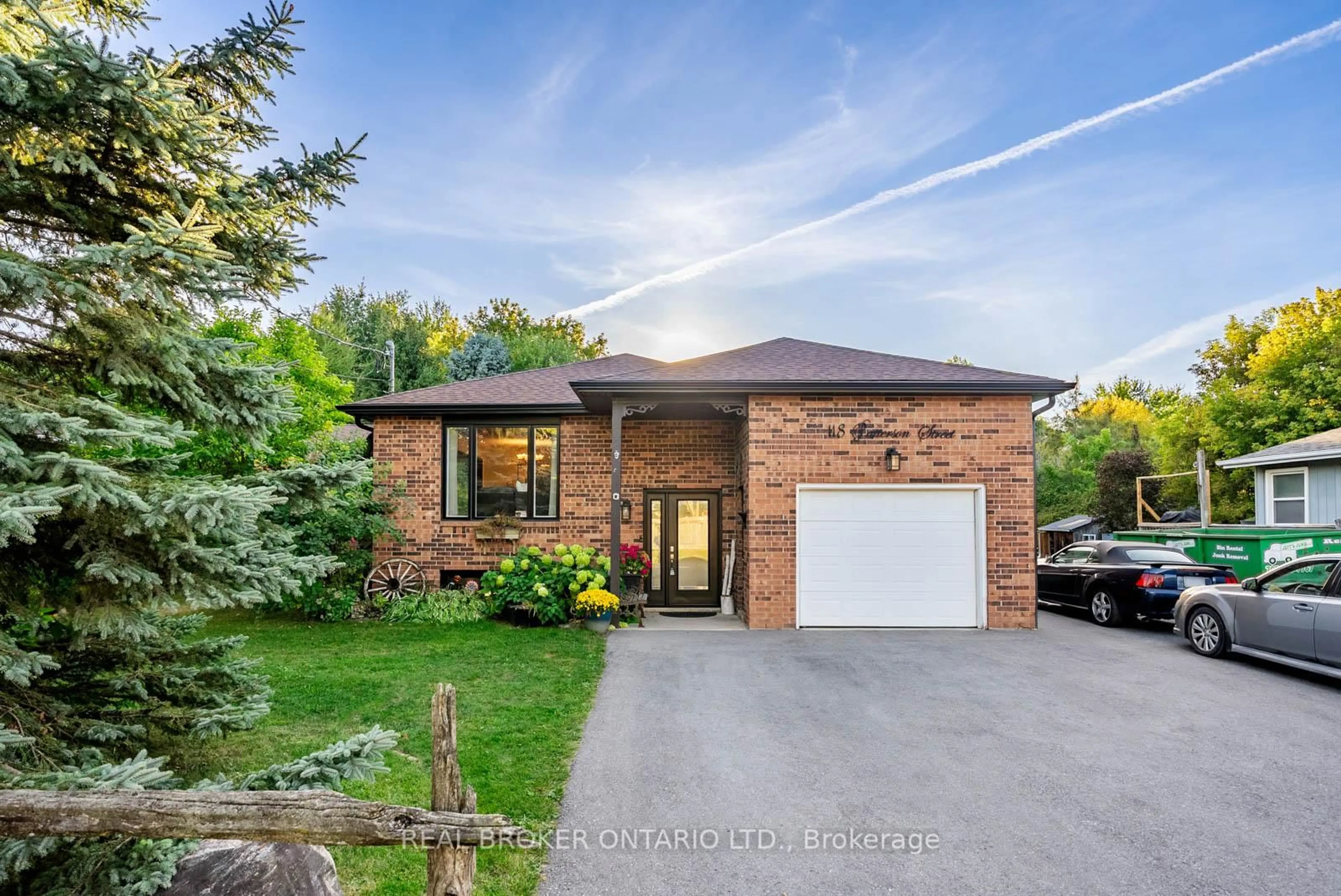 Home with brick exterior material, street for 118 Patterson St, New Tecumseth Ontario L0G 1A0