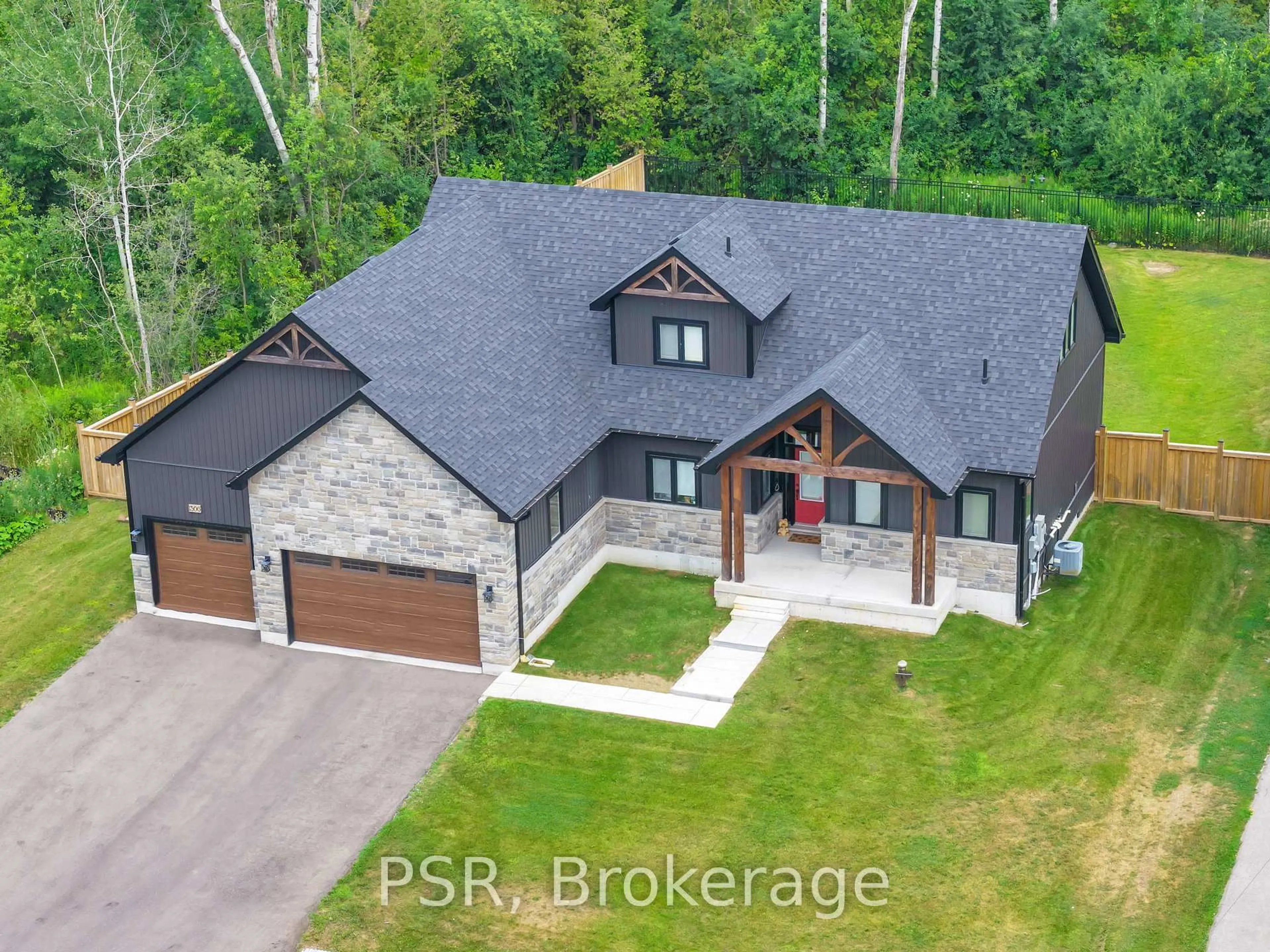 A pic from outside/outdoor area/front of a property/back of a property/a pic from drone, building for 1306 Squire St, Innisfil Ontario L0L 1W0