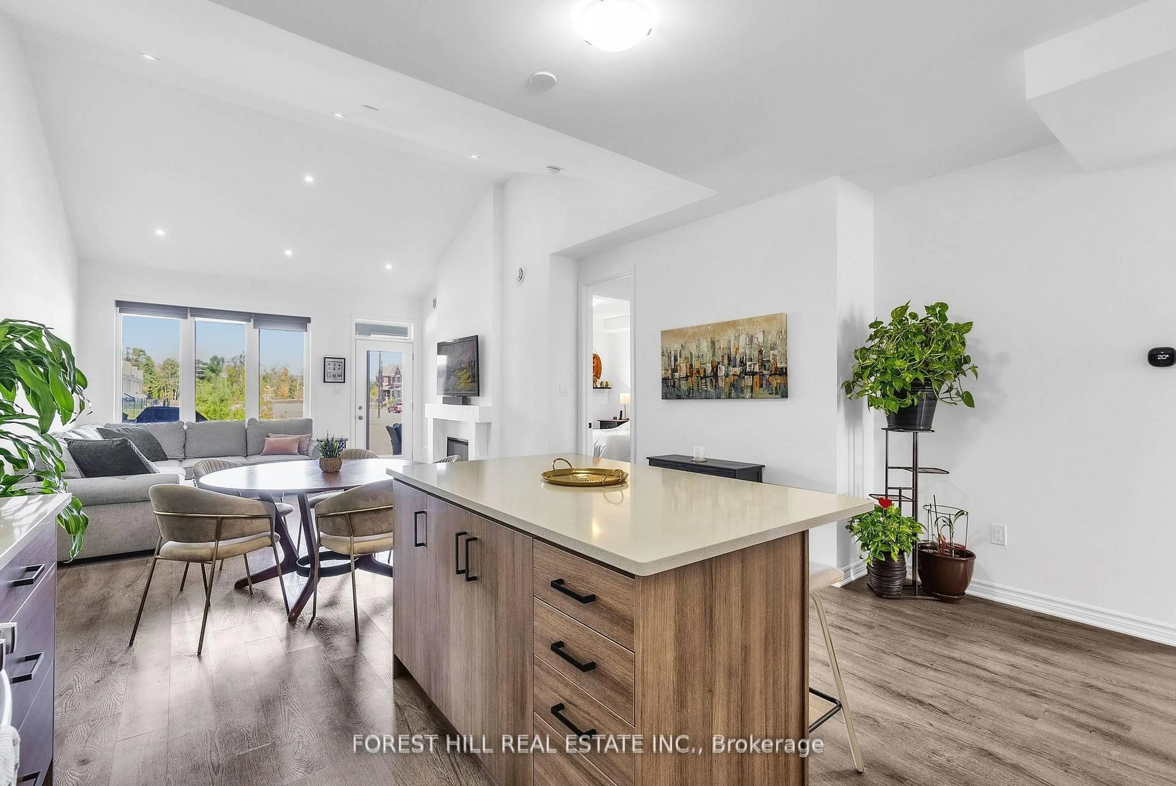 Open concept kitchen, unknown for 742 Trumbley Pl #742, Innisfil Ontario L9S 0S1