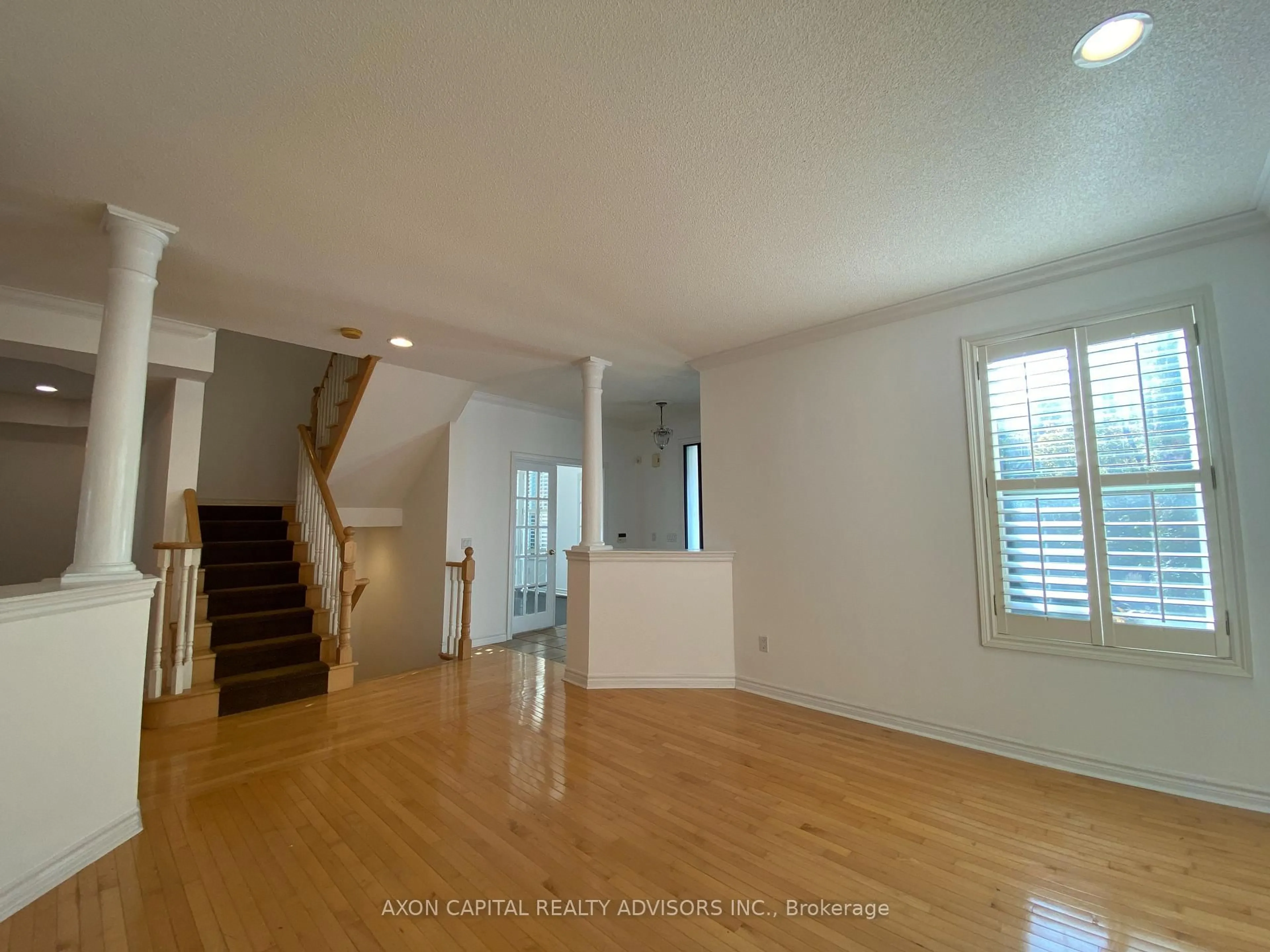 A pic of a room for 6 Angus Glen Blvd, Markham Ontario L6C 1Z1