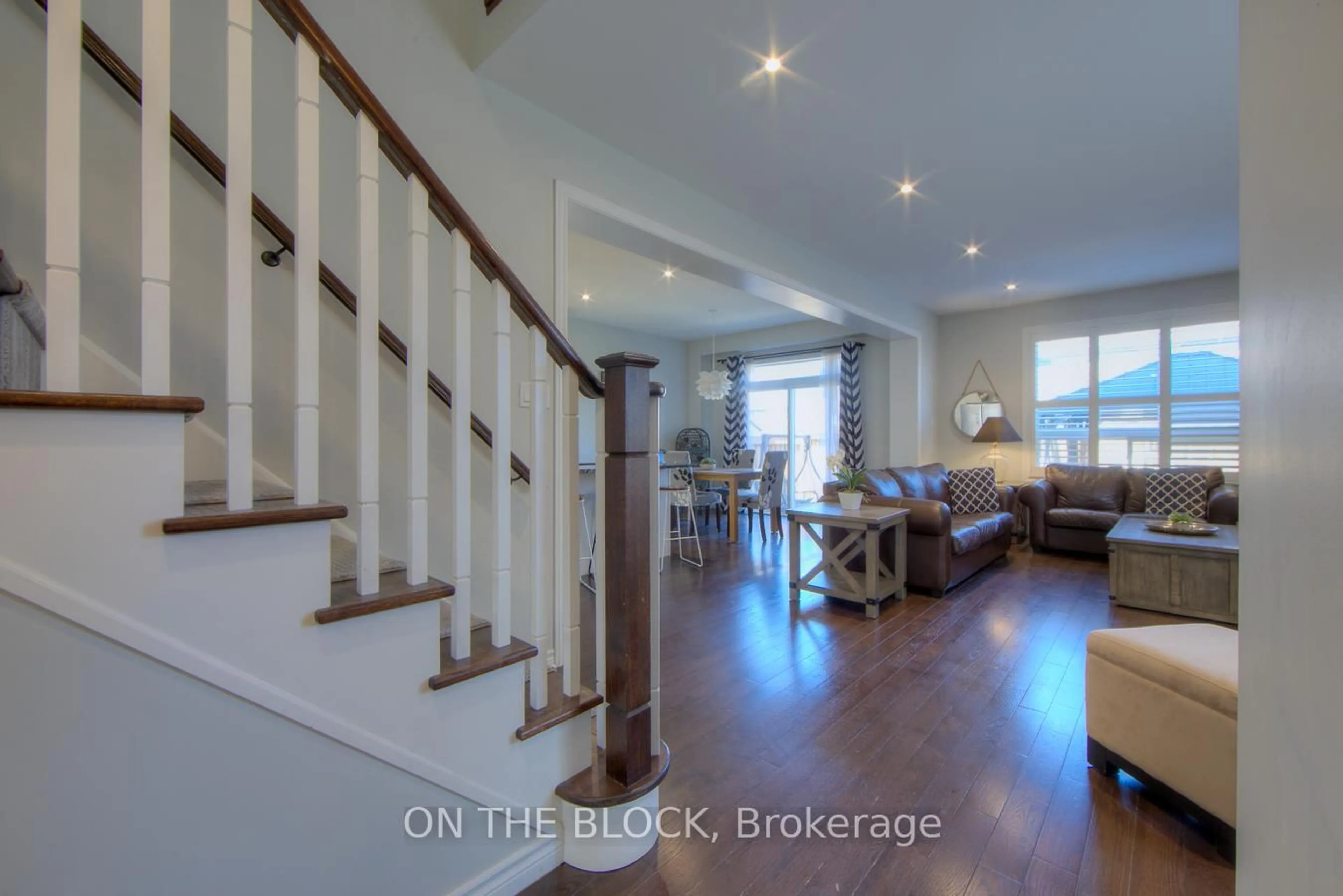 Unknown for 59 Hawke Cres, New Tecumseth Ontario L0G 1W0