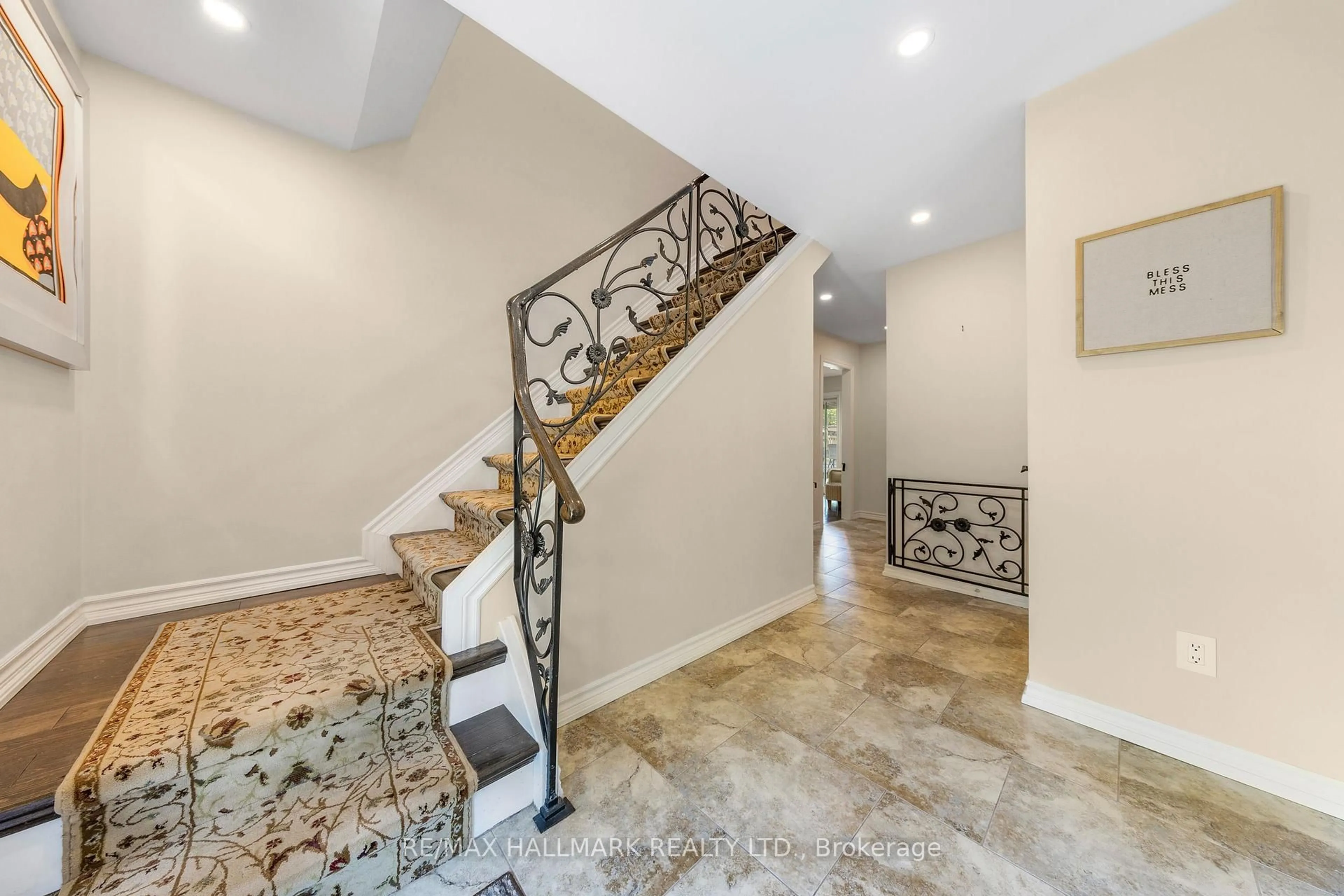 Unknown for 134 Romfield Crct, Markham Ontario L3T 3H9