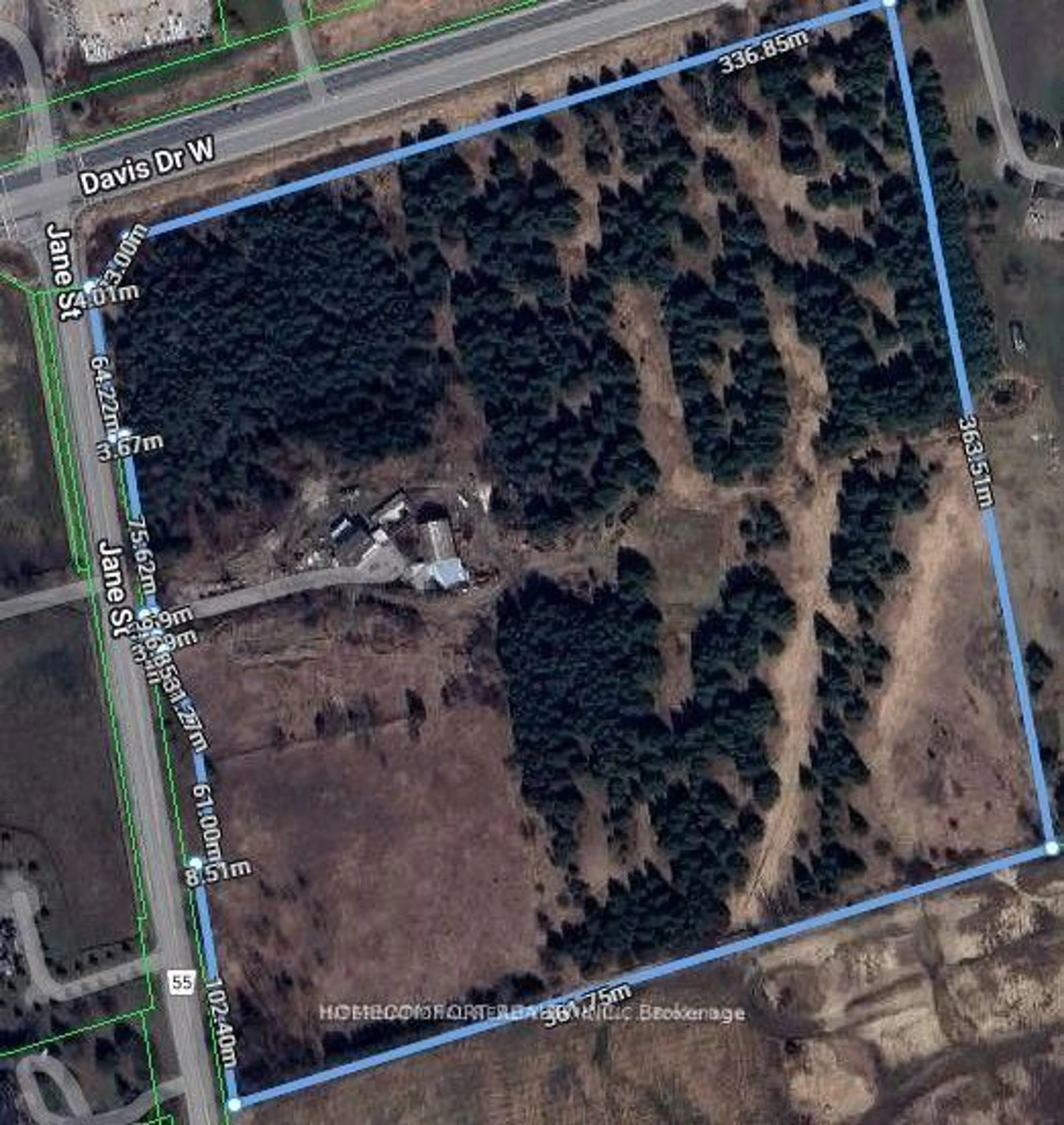 A pic from outside/outdoor area/front of a property/back of a property/a pic from drone, street for 17455 Jane St, King Ontario L7B 0J6