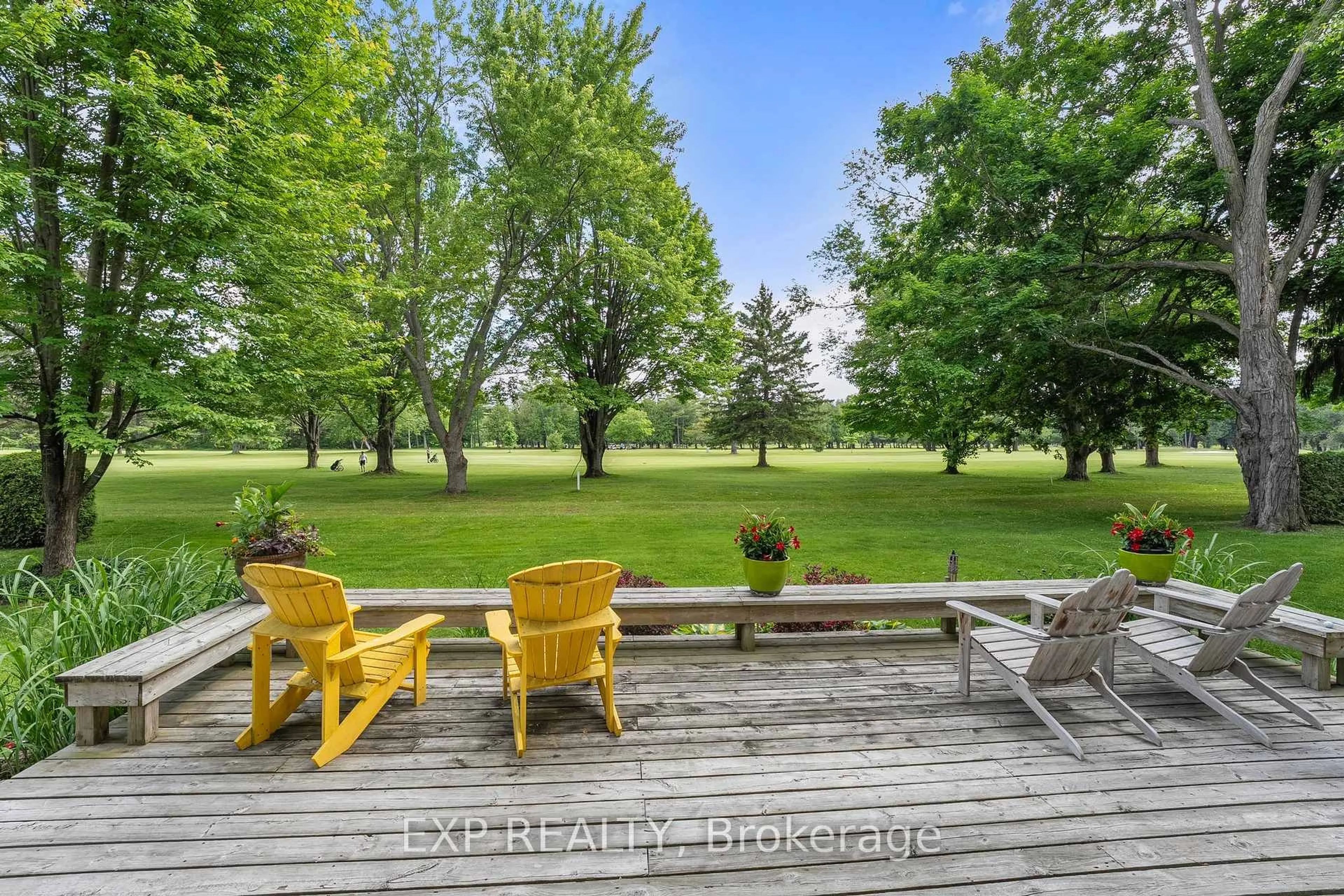 Patio, water/lake/river/ocean view for 101 Hedge Rd, Georgina Ontario L0E 1L0