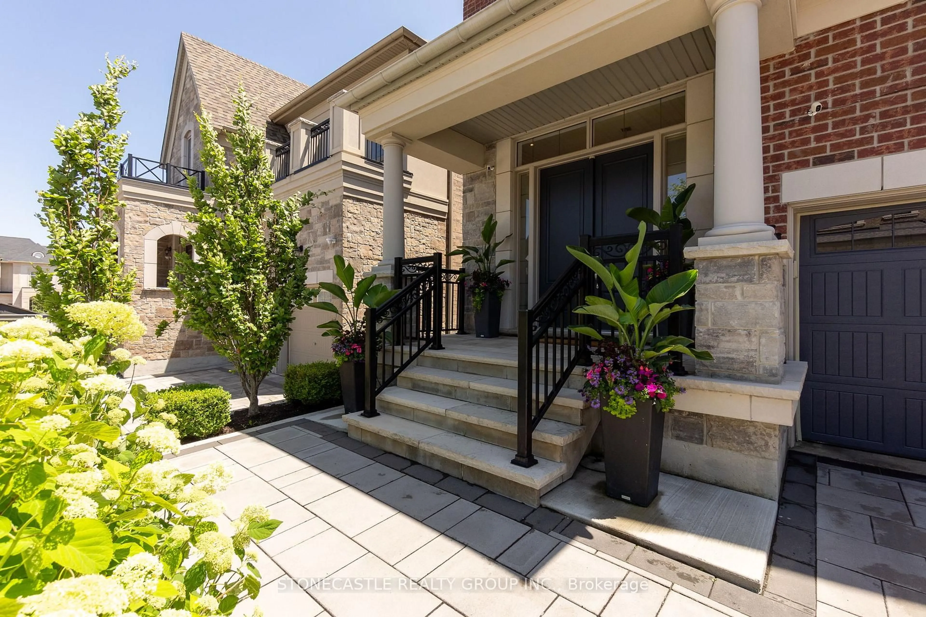 Unknown for 27 Mower Ave, Vaughan Ontario L6A 4X1