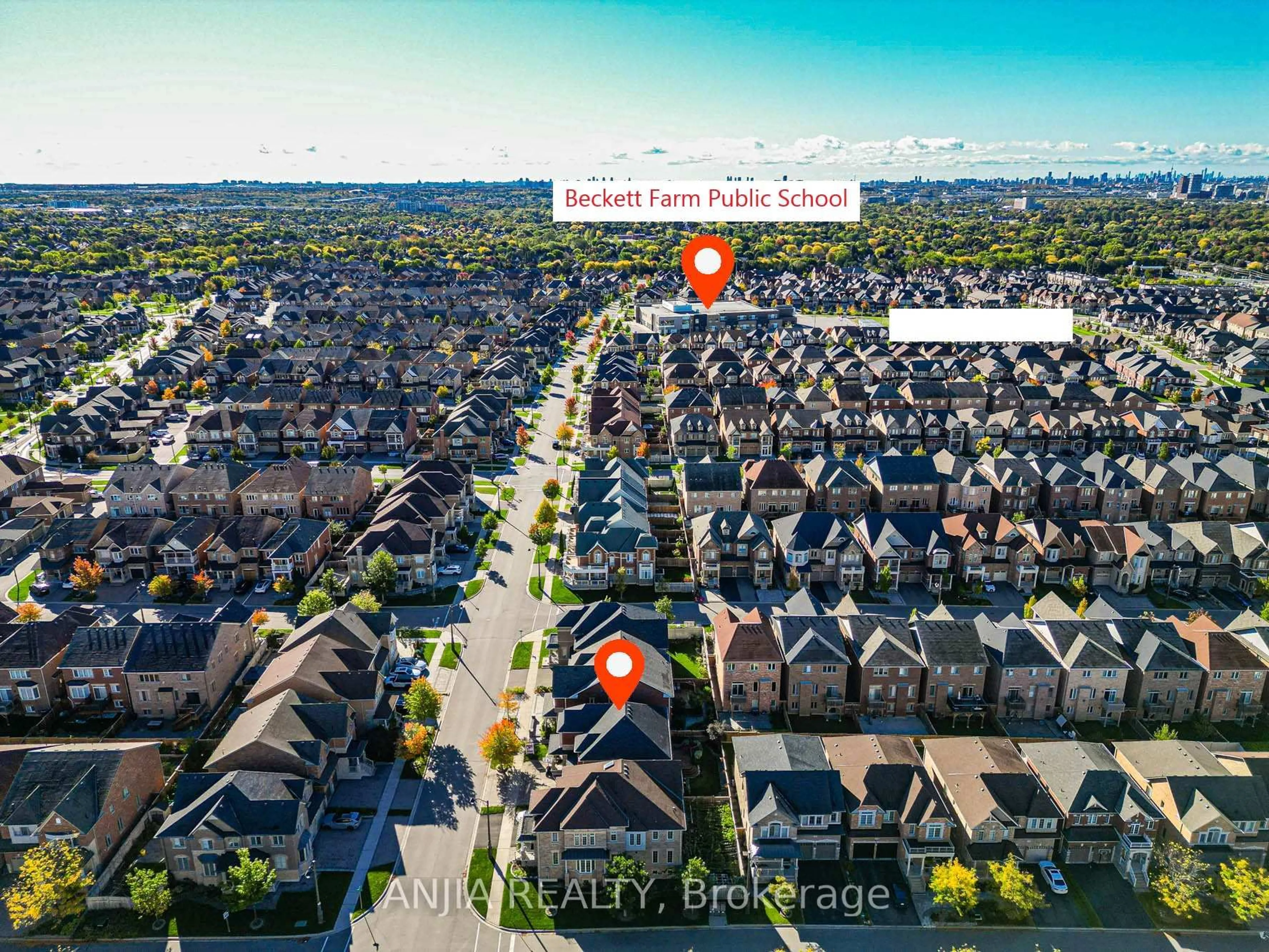 A pic from outside/outdoor area/front of a property/back of a property/a pic from drone, street for 96 Brock Ave, Markham Ontario L6C 0S7