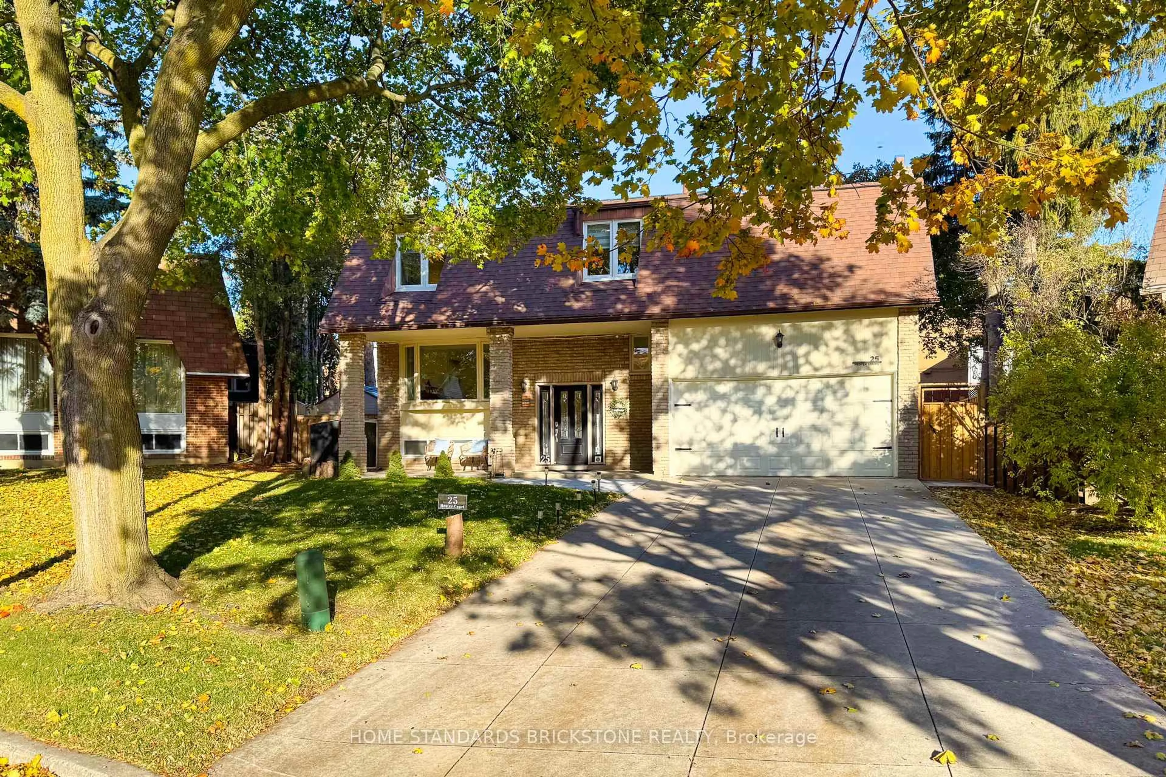 Home with brick exterior material, street for 25 Hester Crt, Markham Ontario L3T 3K4