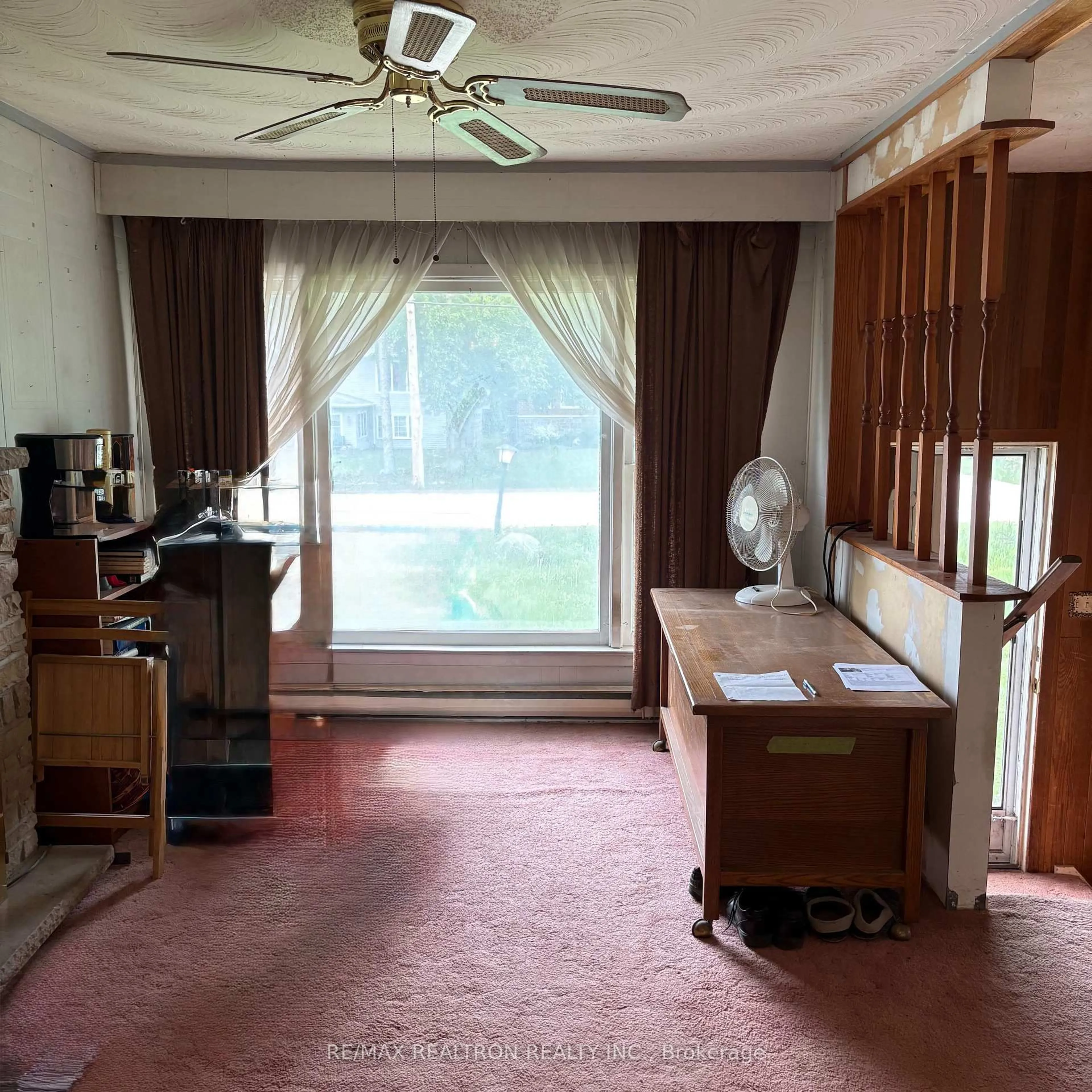 A pic of a room for 934 Gilmore Ave, Innisfil Ontario L0L 1W0