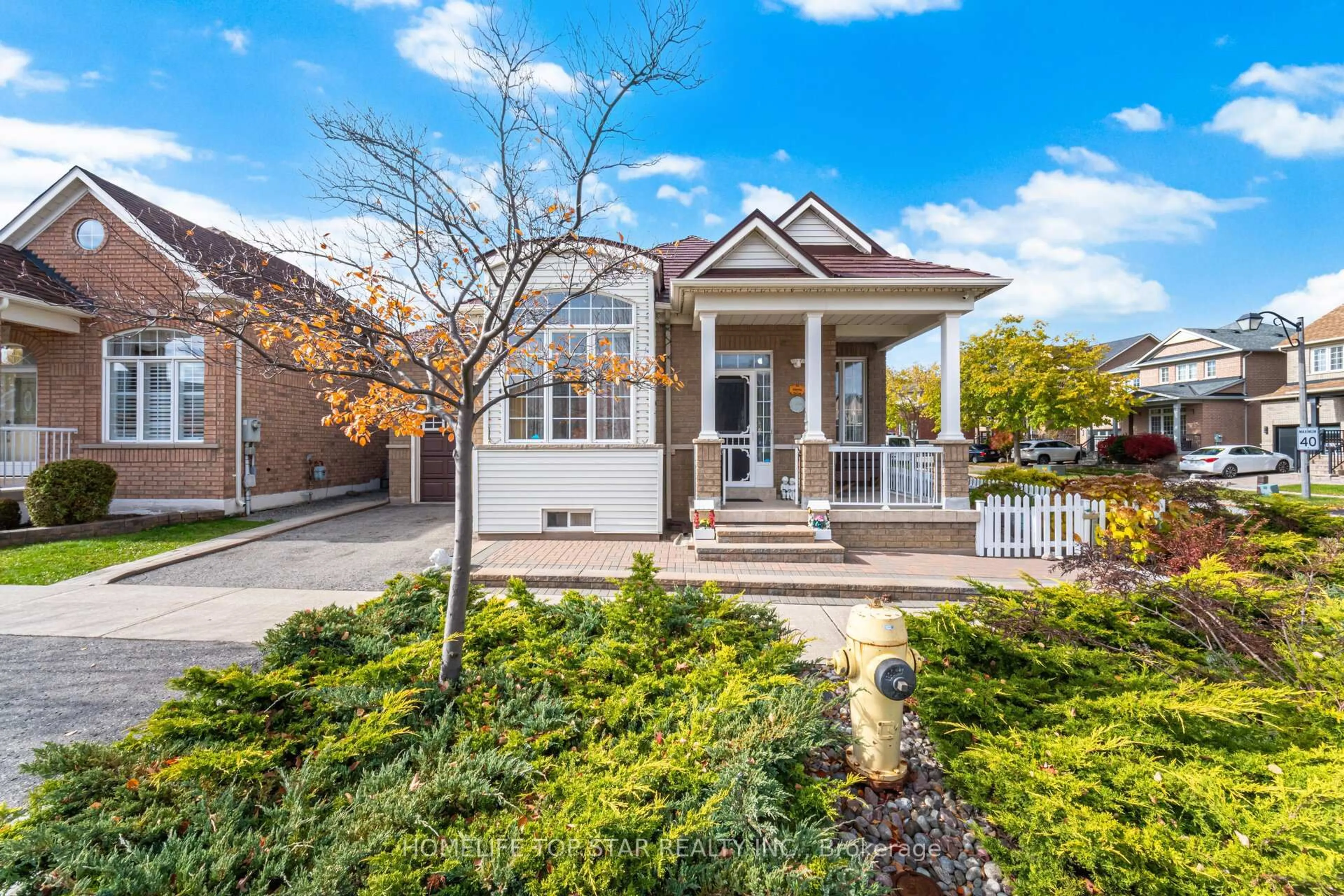 Home with brick exterior material, street for 26 Delray Dr, Markham Ontario L6E 1Y6