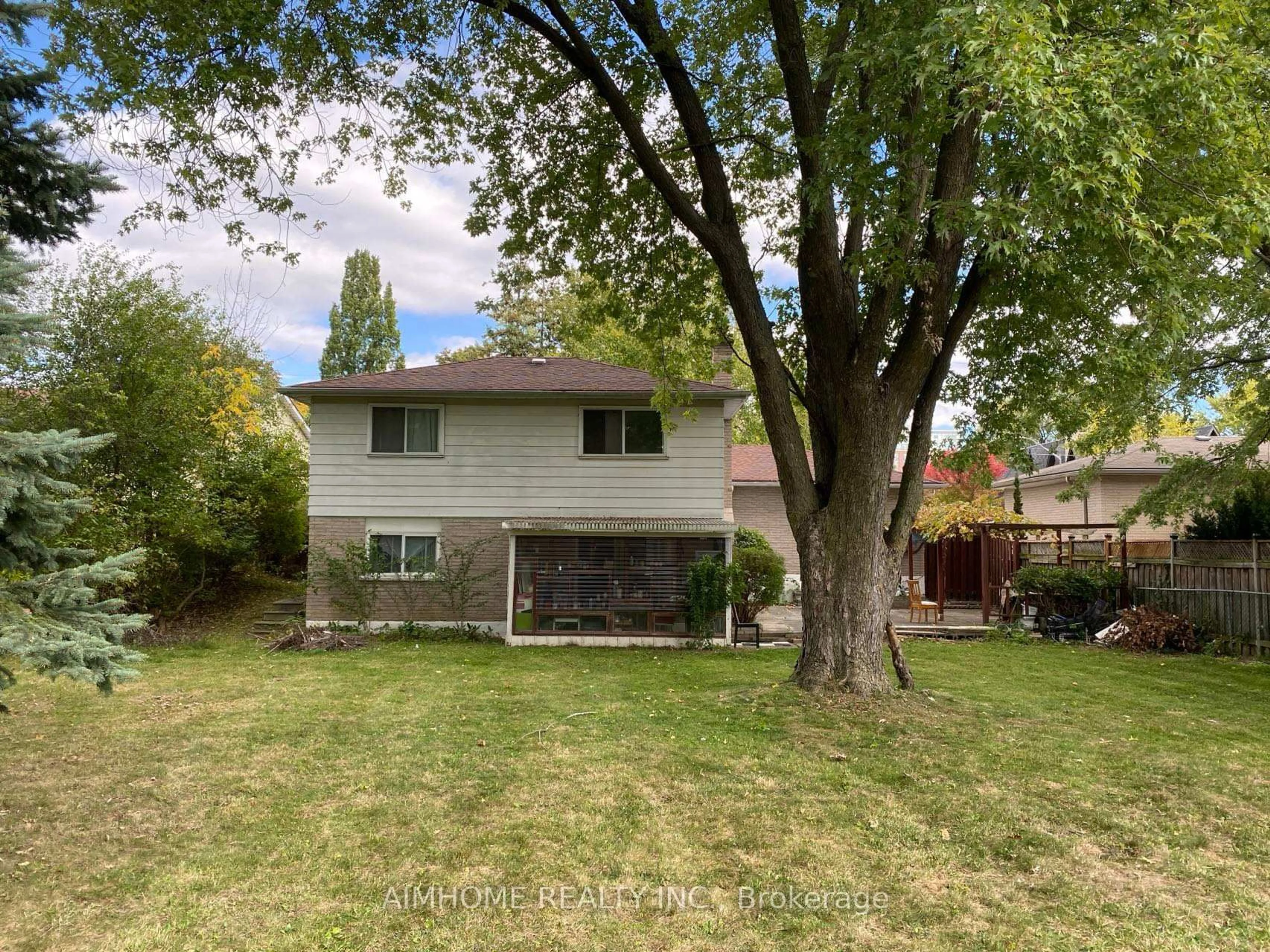 Unknown for 32 Sciberras Rd, Markham Ontario L3R 2J3