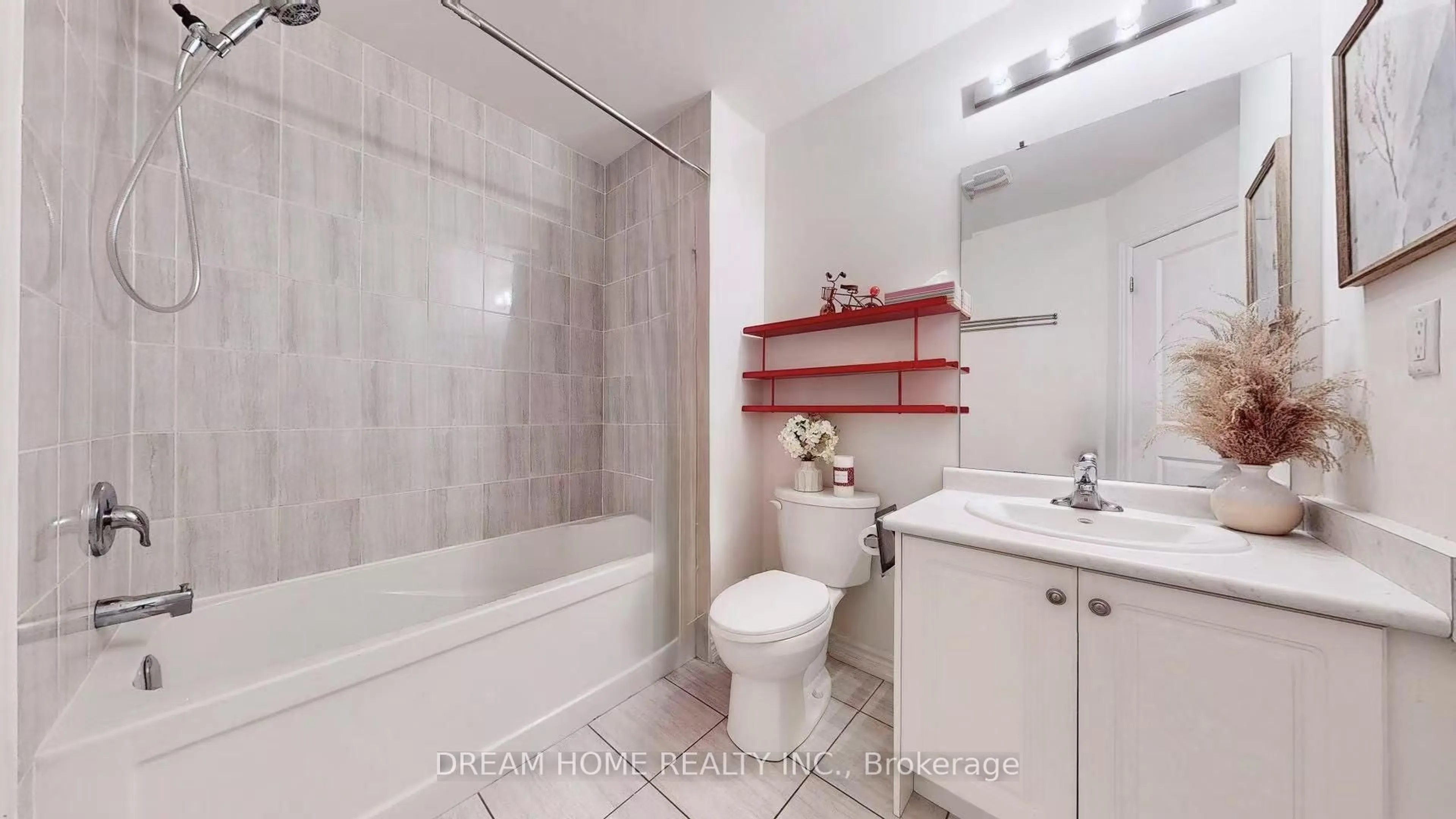 Standard bathroom, ceramic/tile floor for 134 Frederick Wilson Ave, Markham Ontario L6B 0R1