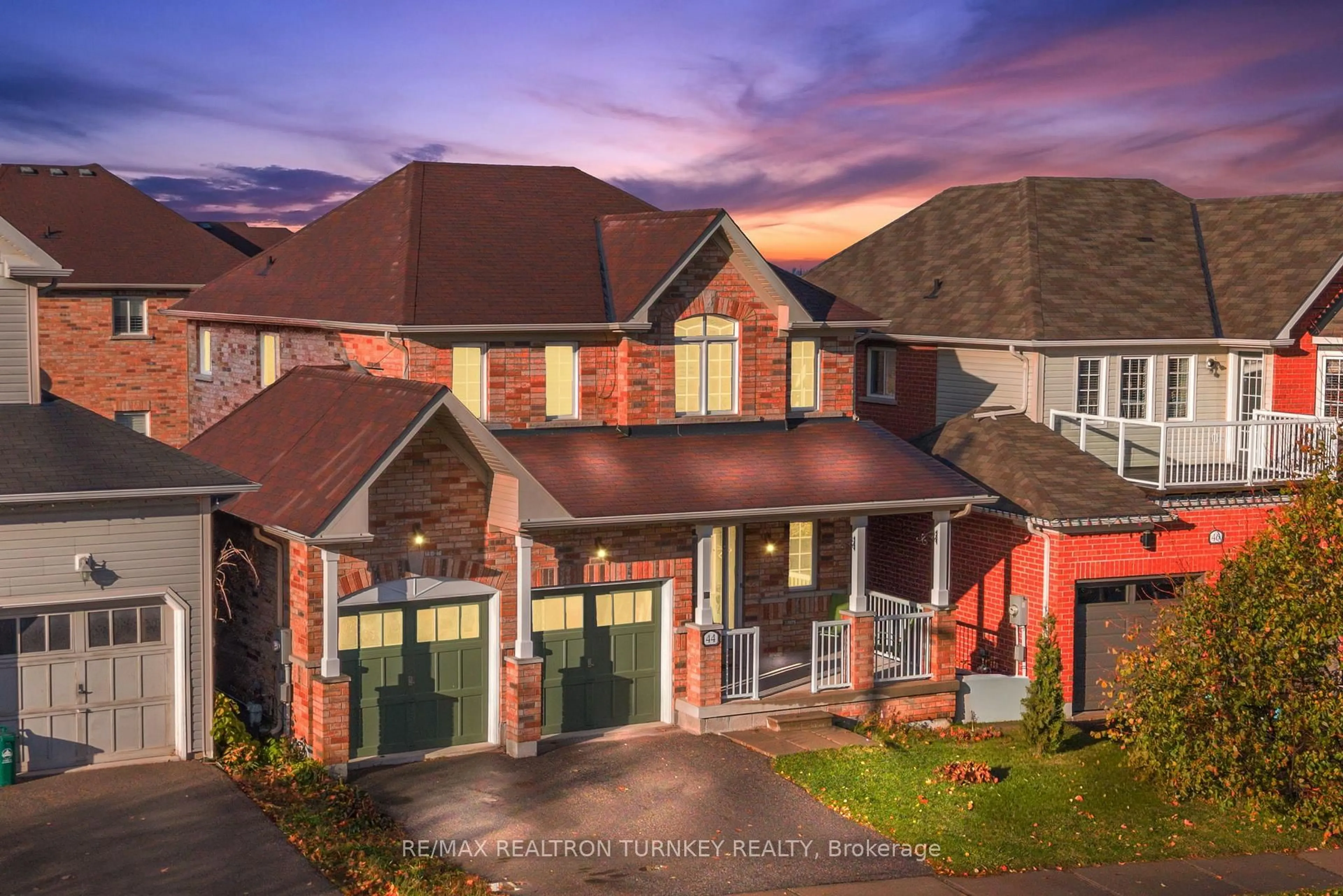 Unknown for 44 Joe Dales Dr, Georgina Ontario L4P 0C4