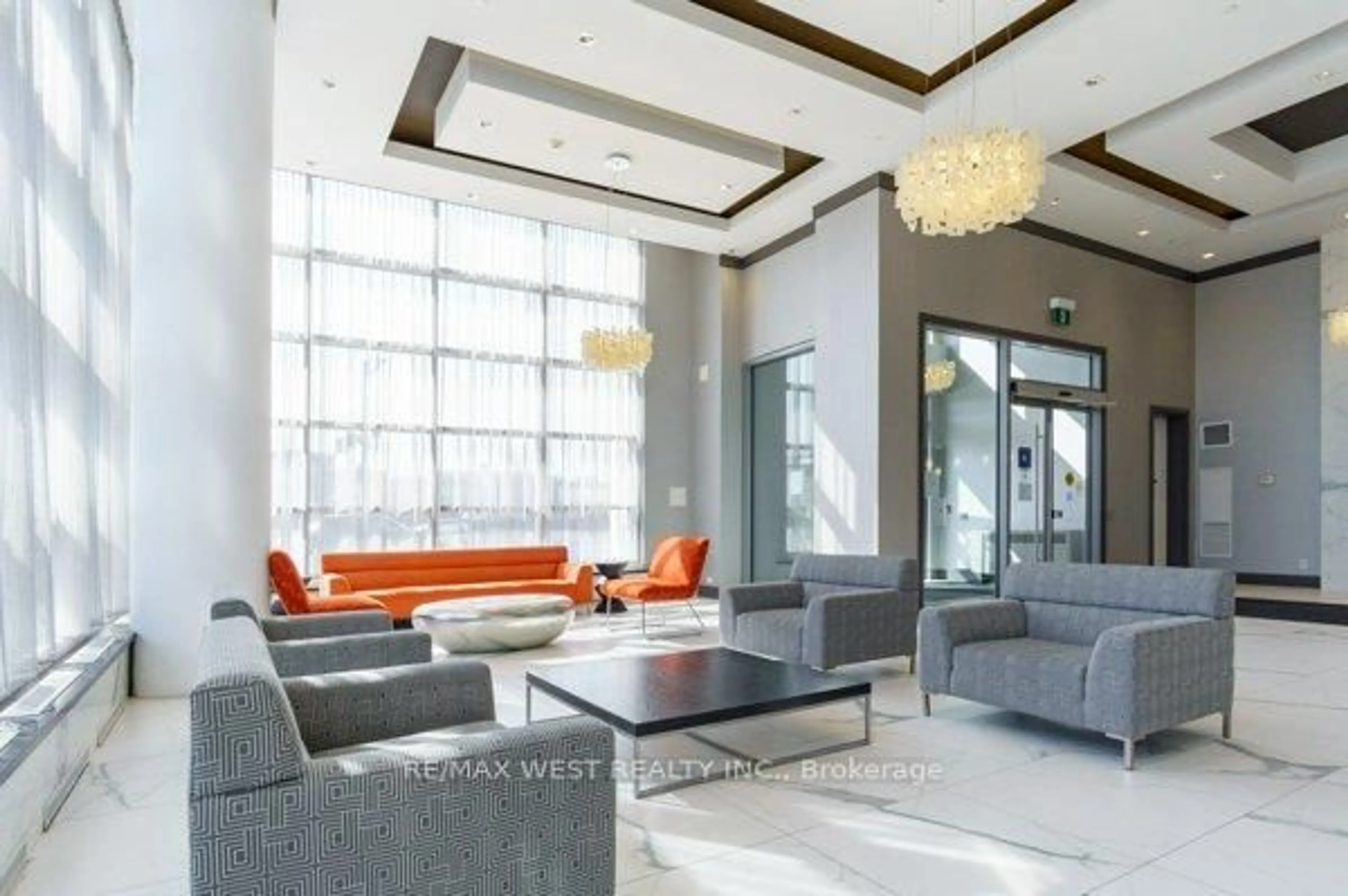 Lobby for 3600 Highway 7 Rd #314, Vaughan Ontario L4L 0G7