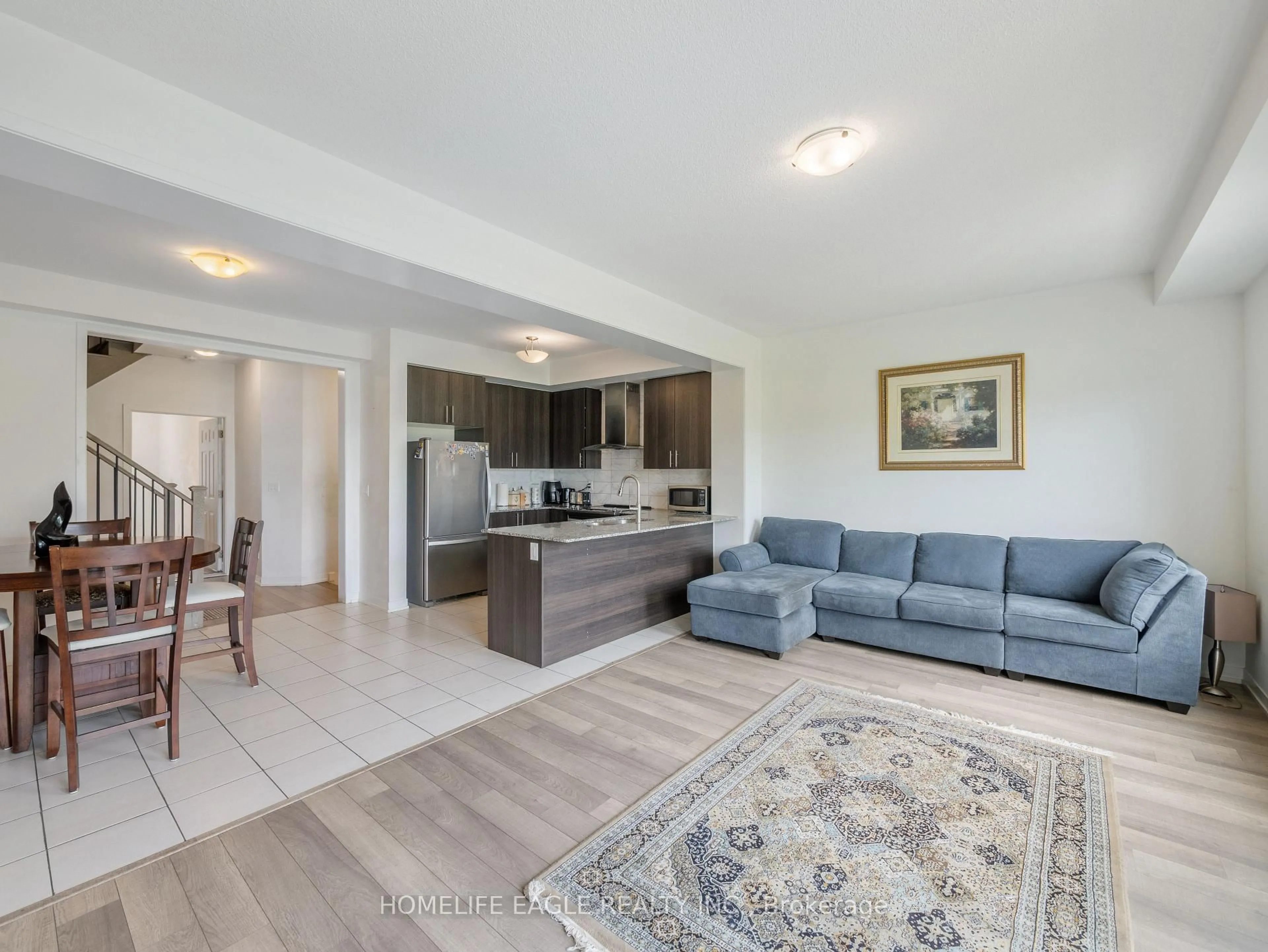 Living room with furniture, unknown for 228 Bennett St, Newmarket Ontario L3X 1B8