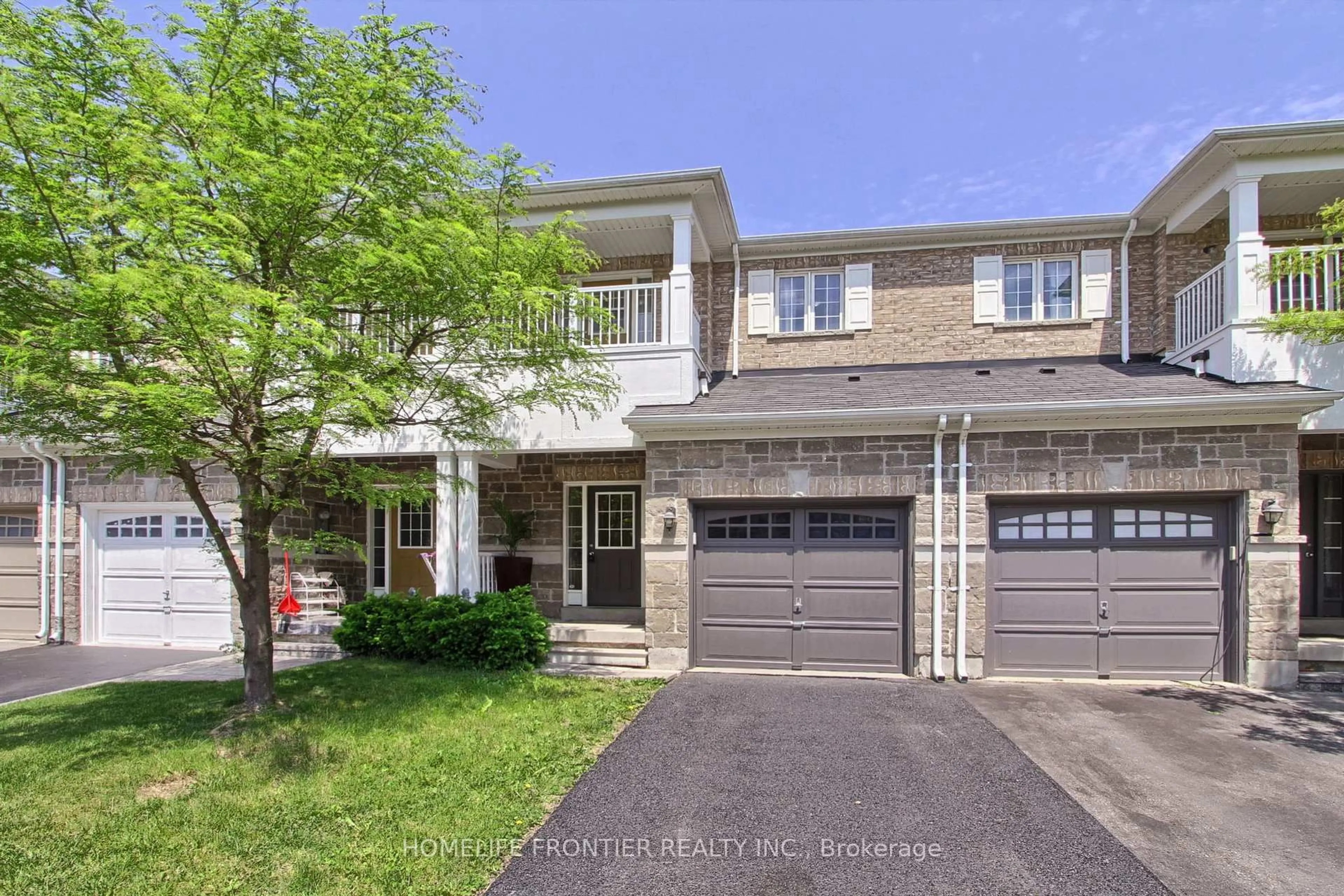 Home with brick exterior material, street for 162 Verdi Rd, Richmond Hill Ontario L4E 0Z6