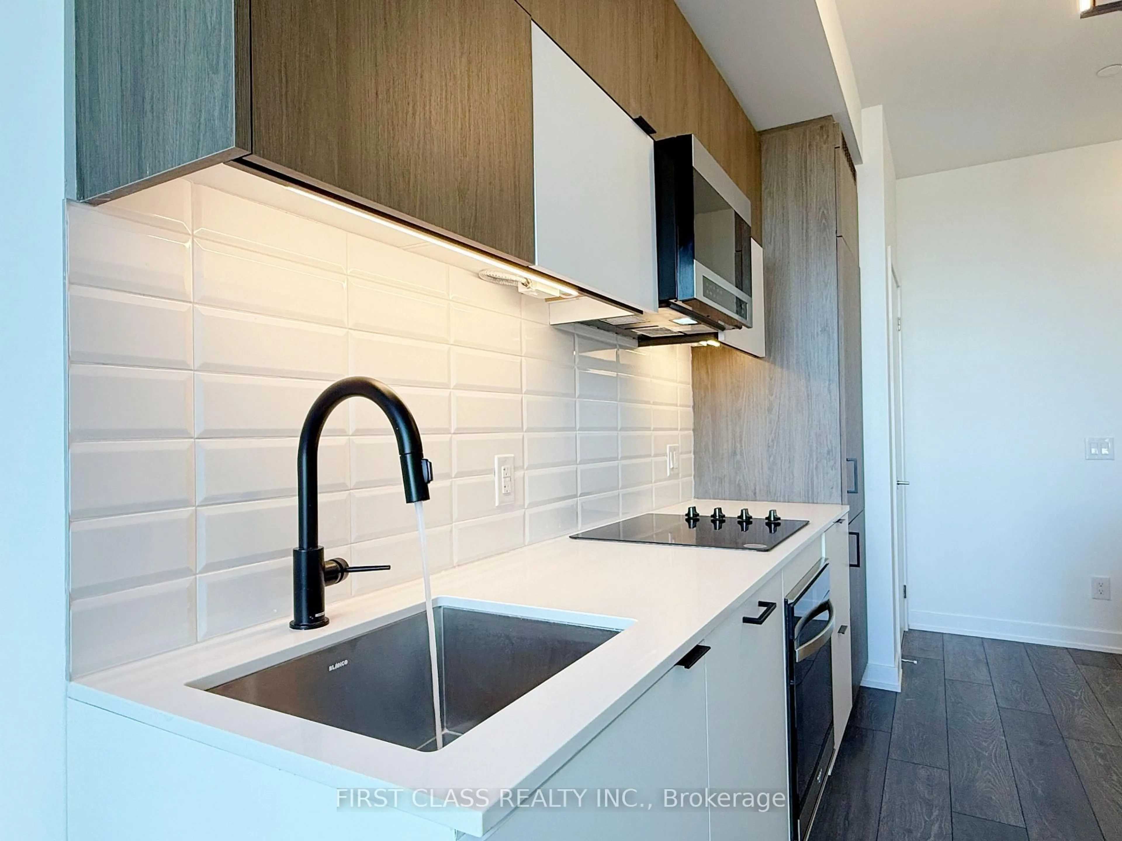 Contemporary kitchen, ceramic/tile floor for 8888 Yonge St #704, Richmond Hill Ontario L4C 6Z1