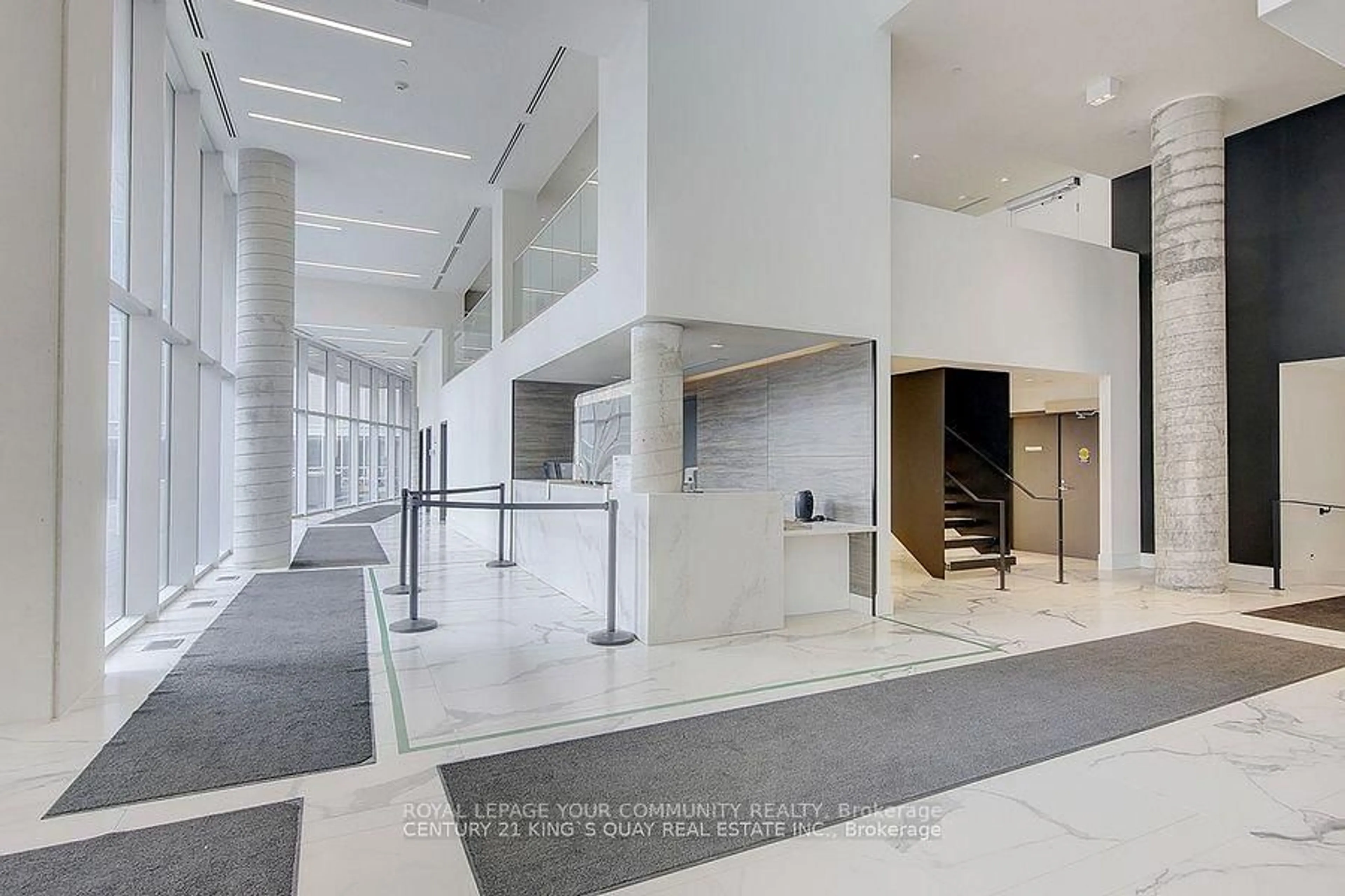Indoor foyer for 2908 Highway 7 Rd #1103, Vaughan Ontario L4K 0K5