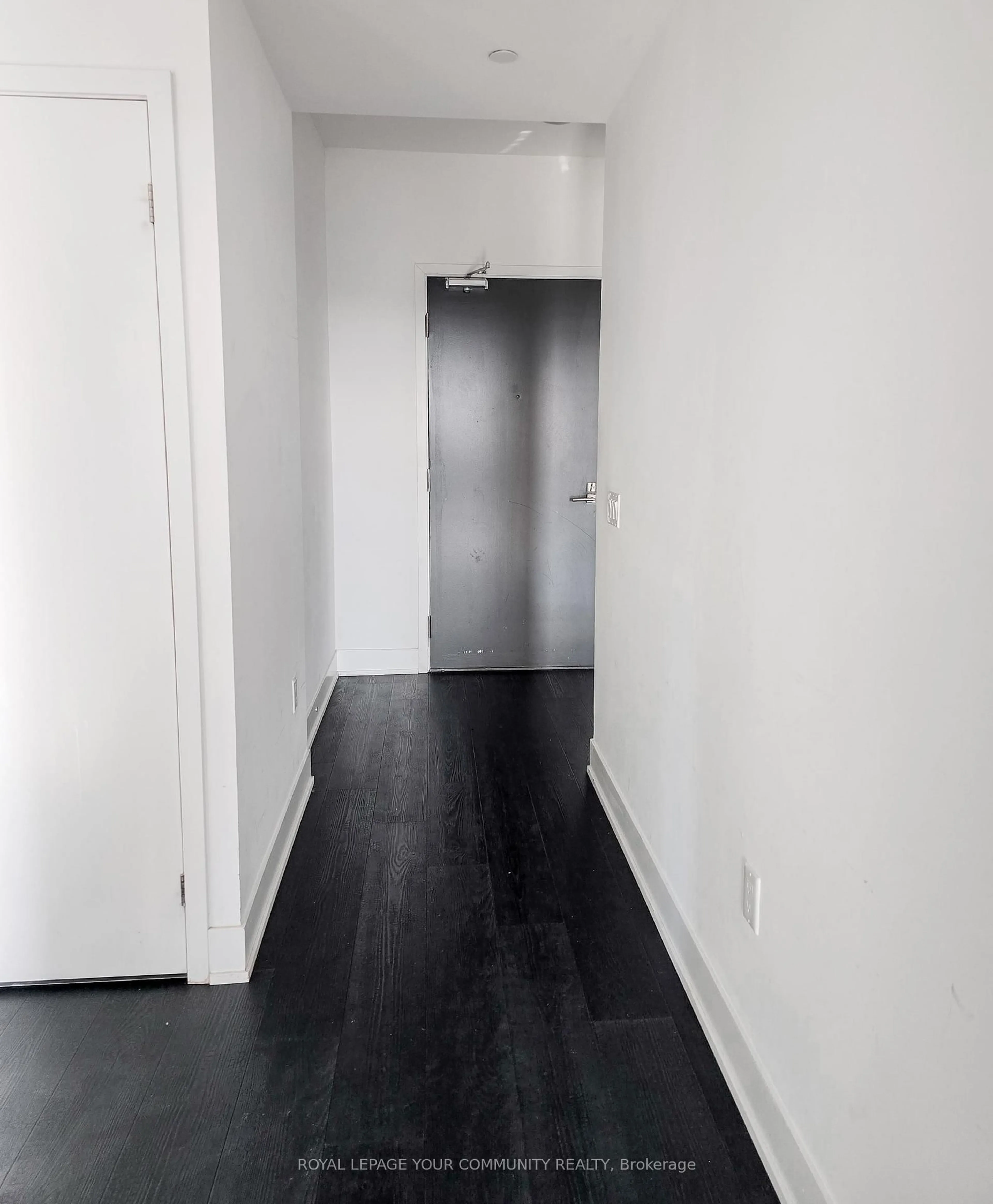 A pic of a room for 2908 Highway 7 Rd #1103, Vaughan Ontario L4K 0K5