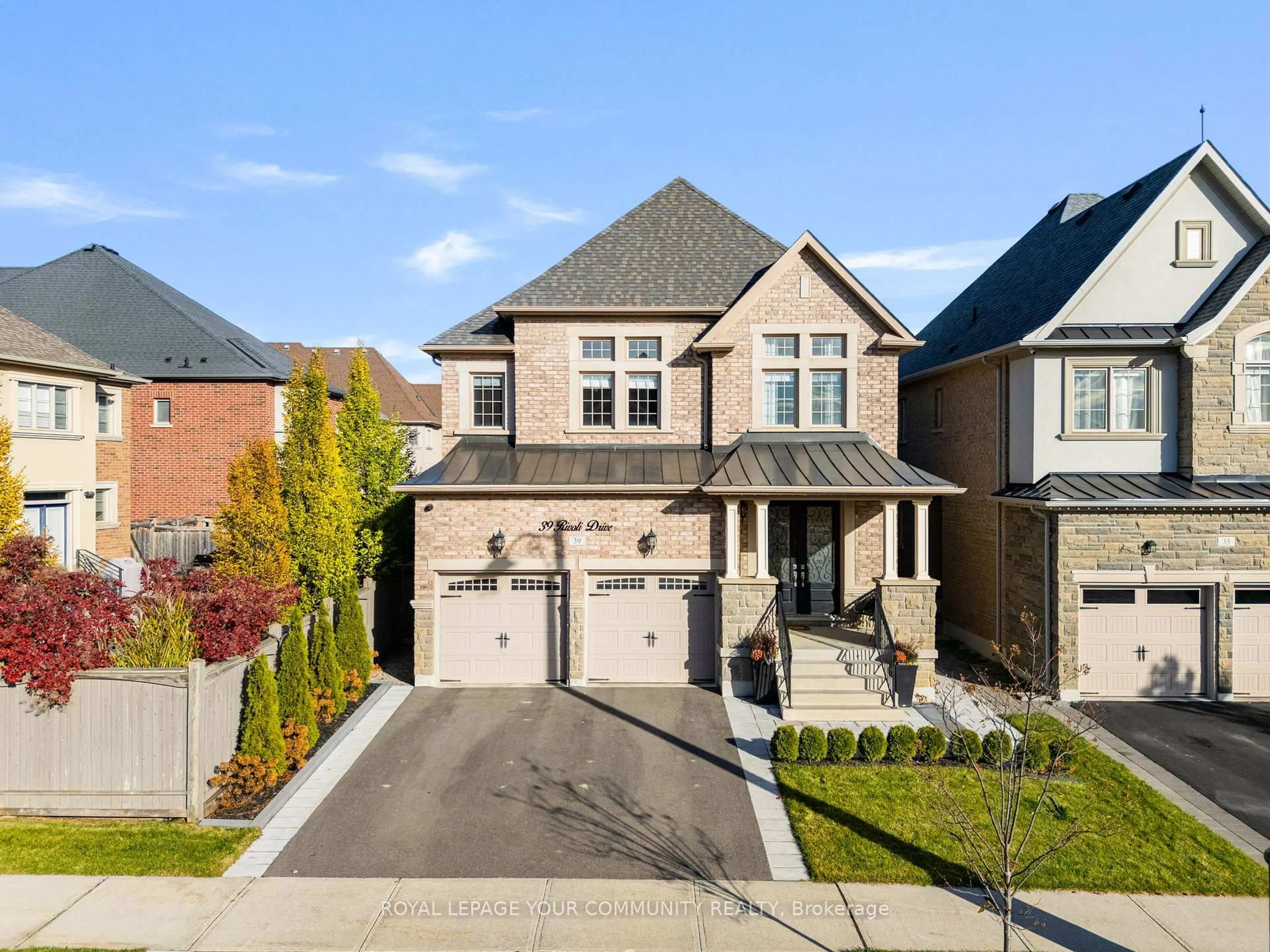 Home with brick exterior material, street for 39 Rivoli Dr, Vaughan Ontario L4H 3X2