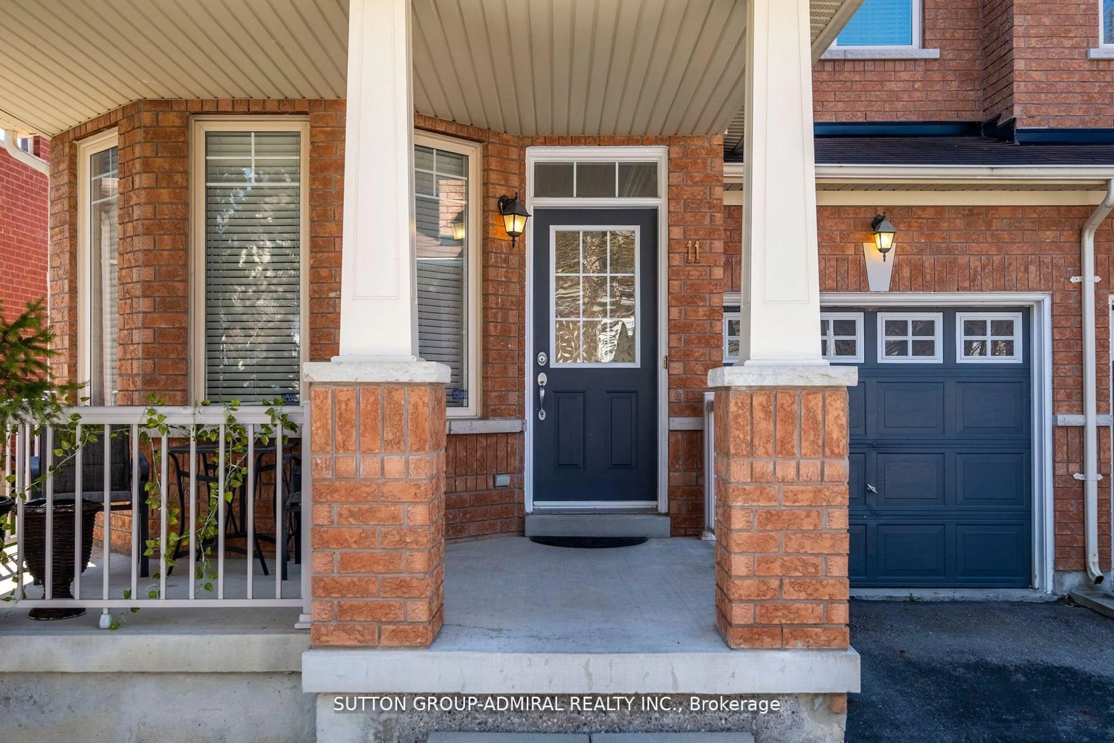 Home with brick exterior material, street for 11 Thistle Ave, Richmond Hill Ontario L4E 0B6