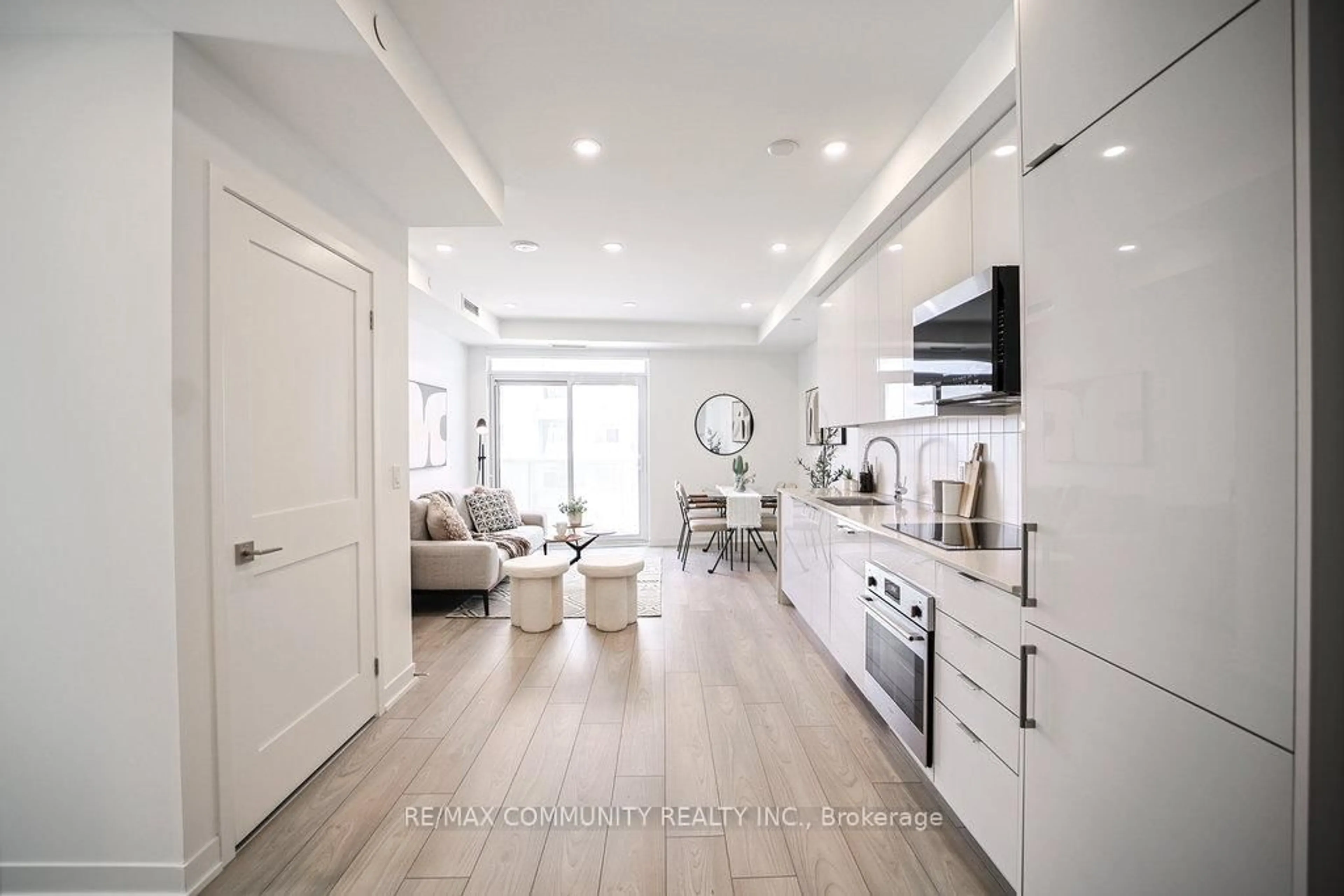 Open concept kitchen, unknown for 10 Abeja St #2215, Vaughan Ontario L4K 0R4