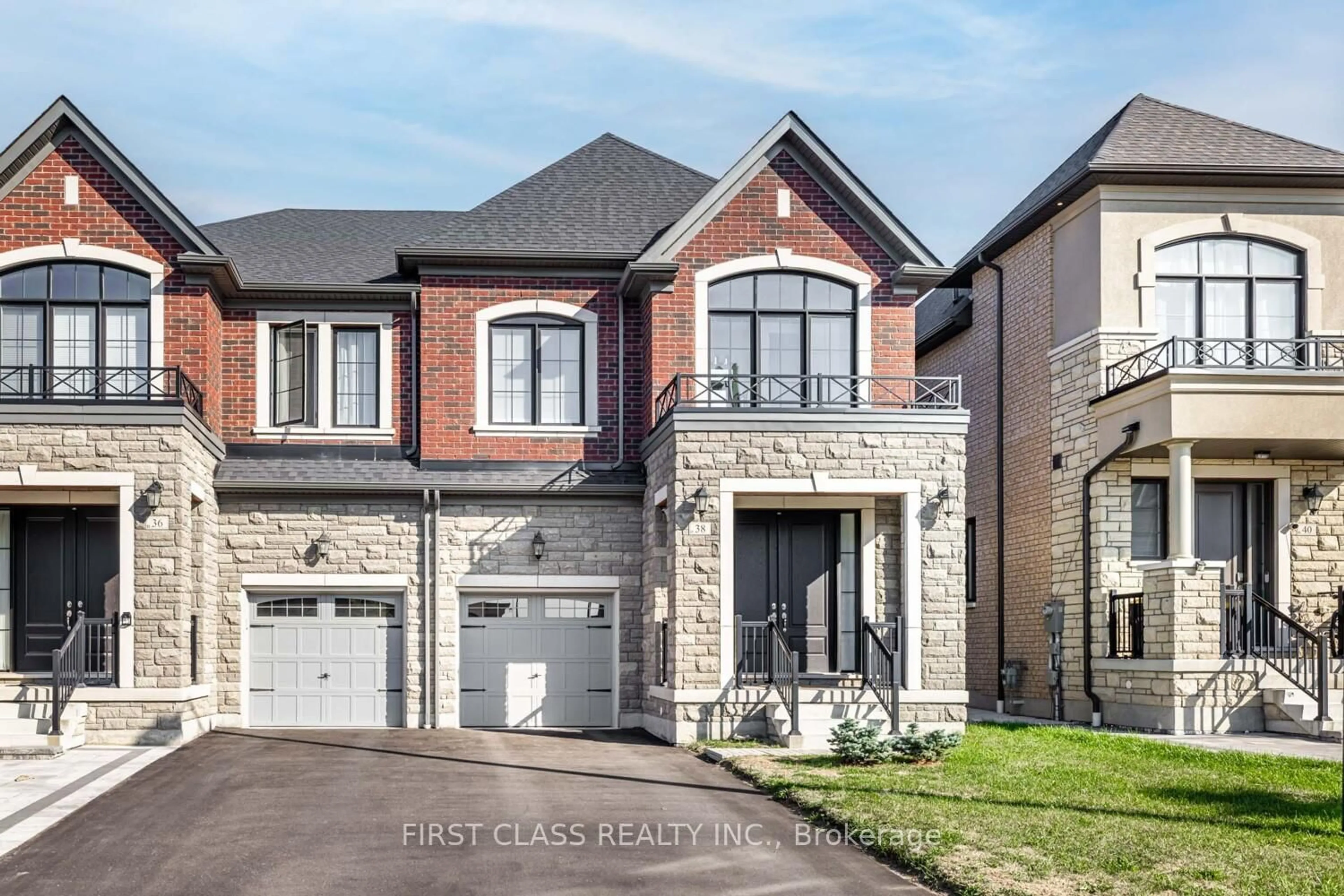 Home with brick exterior material, street for 38 Hewison Ave, Richmond Hill Ontario L4S 0J1