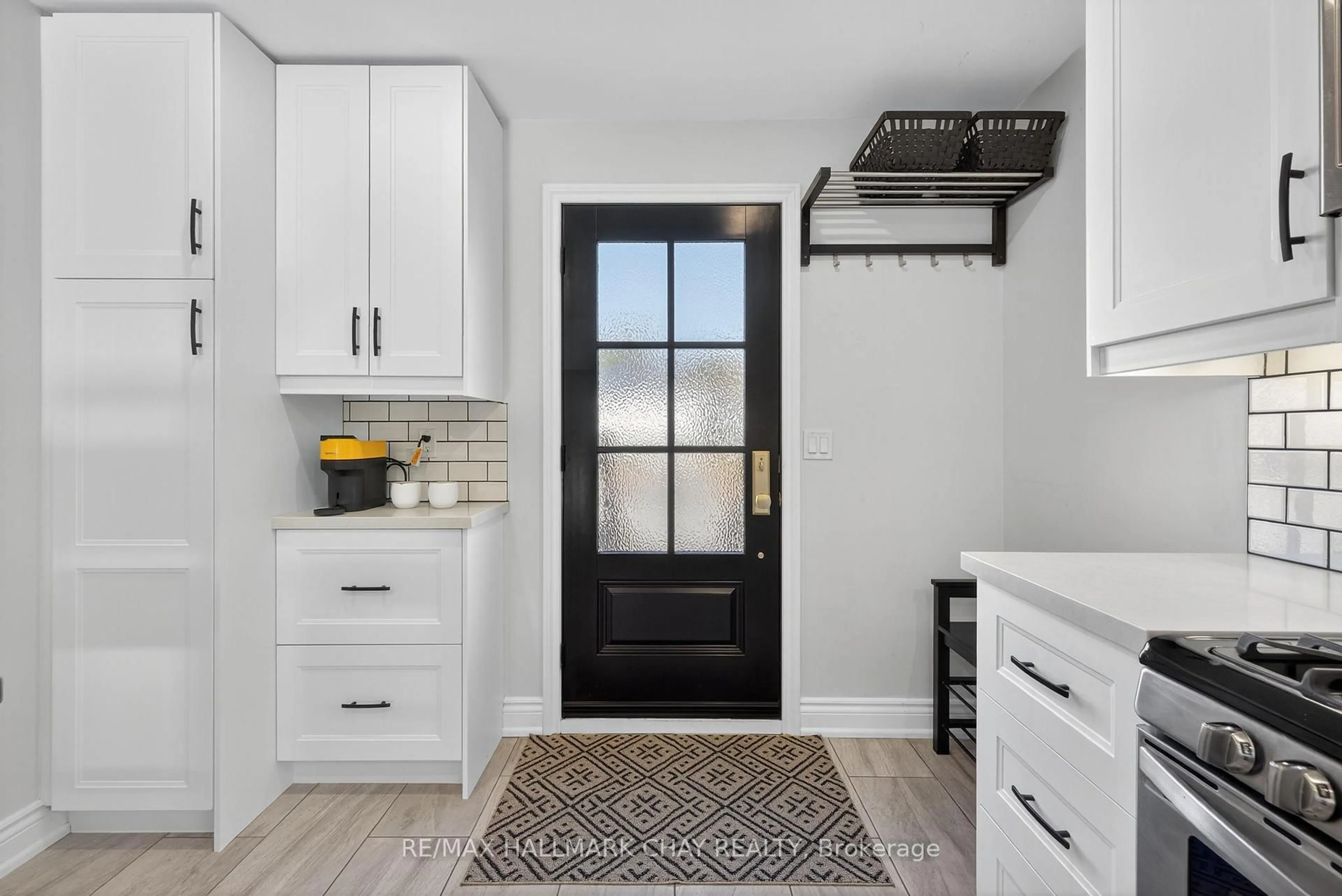 Unknown for 104 Kulpin Ave, Bradford West Gwillimbury Ontario L3Z 1T7