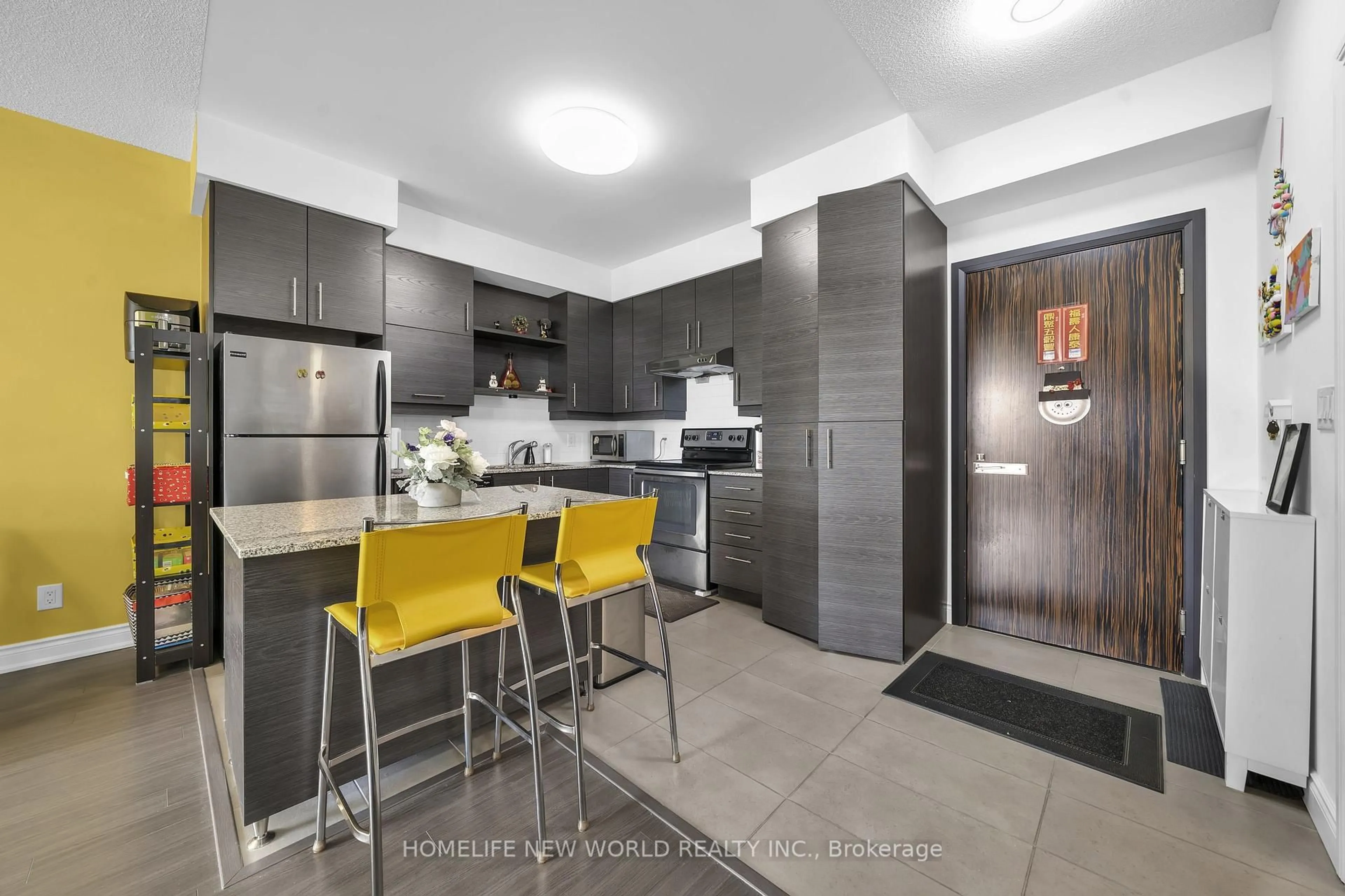 Open concept kitchen, ceramic/tile floor for 277 South Park Rd #312, Markham Ontario L3T 0B7