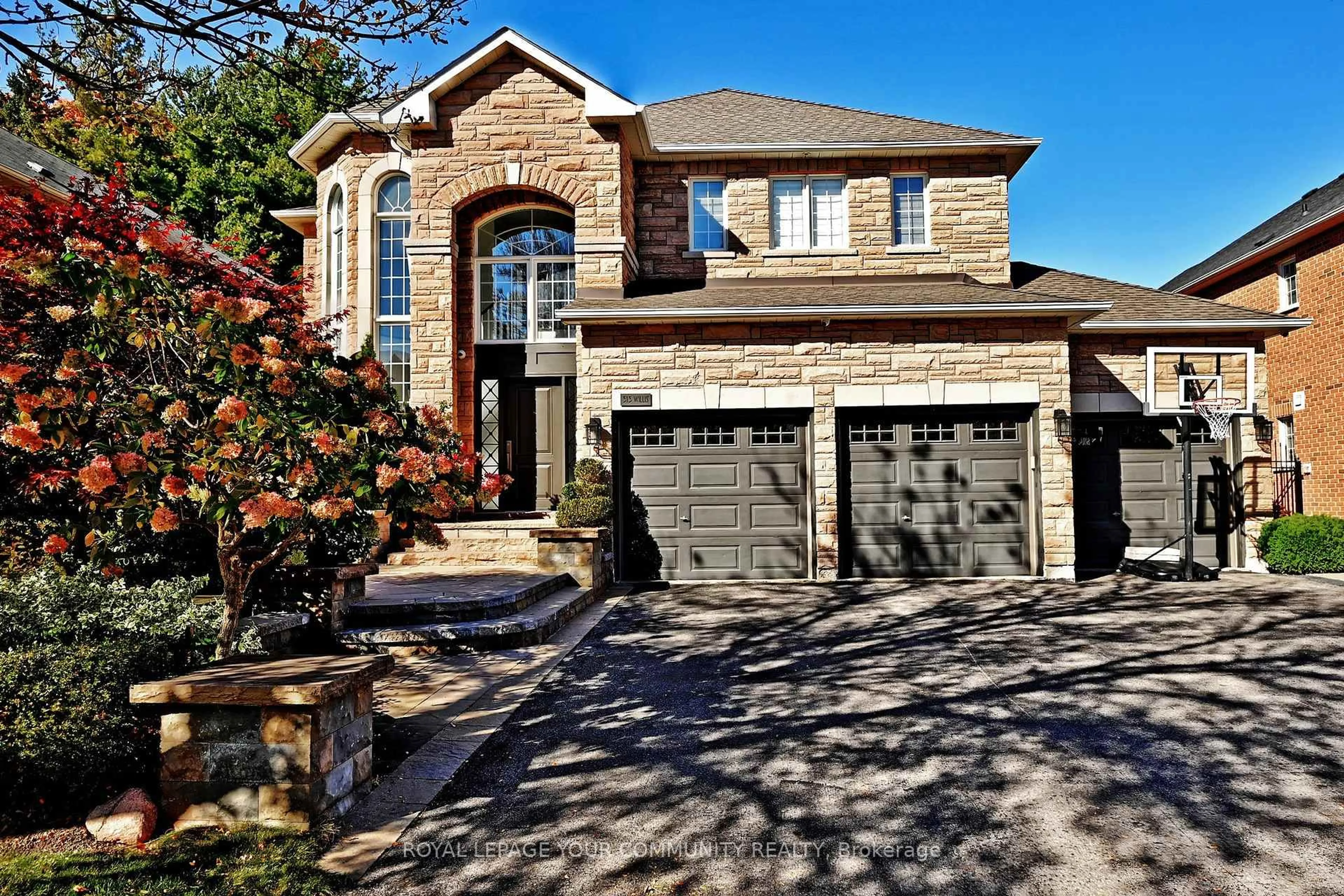 Home with brick exterior material, street for 313 Willis Dr, Aurora Ontario L4G 7M3