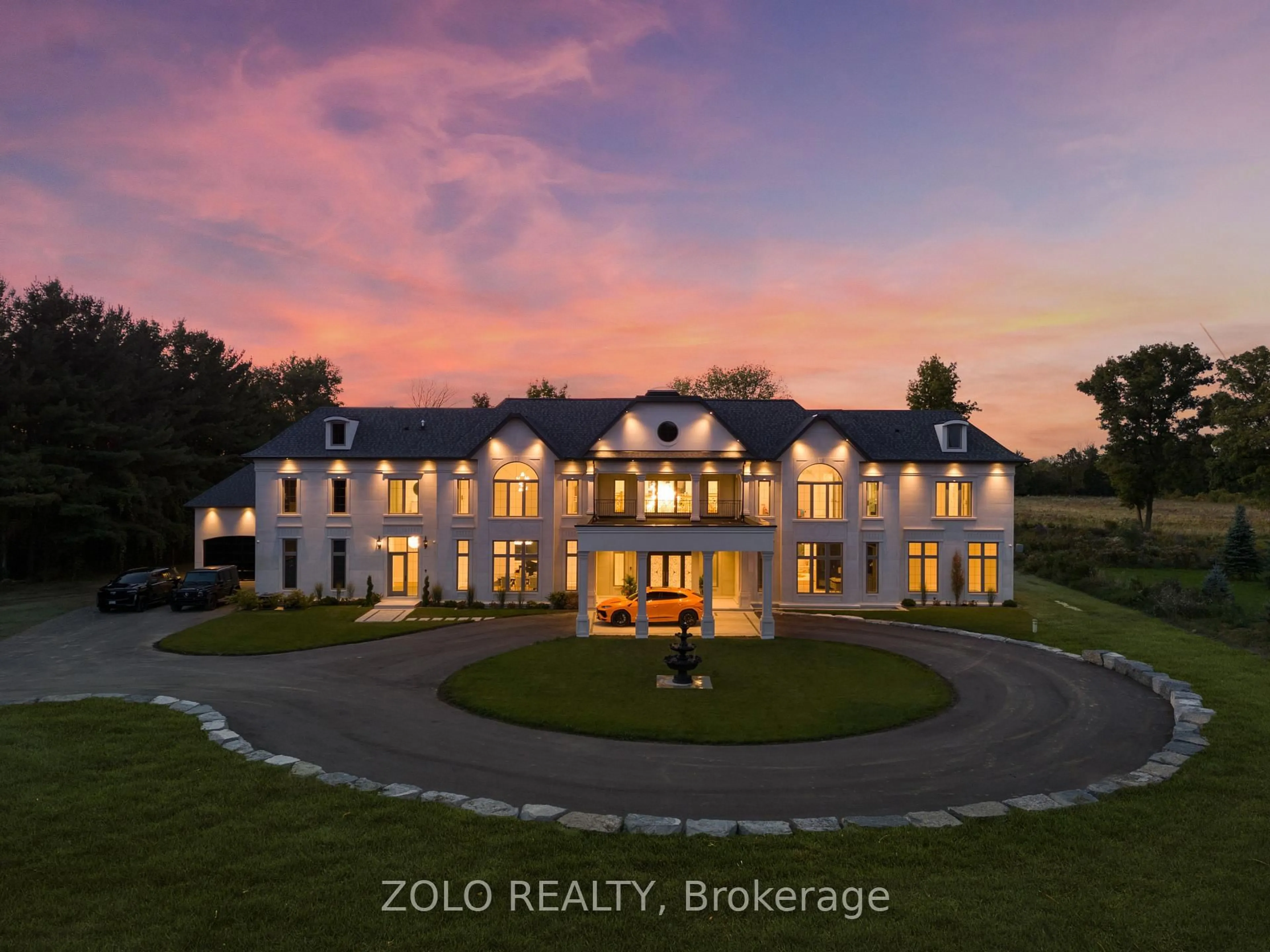 A pic from outside/outdoor area/front of a property/back of a property/a pic from drone, building for 3310 18th Sdrd, King Ontario L7B 0H4