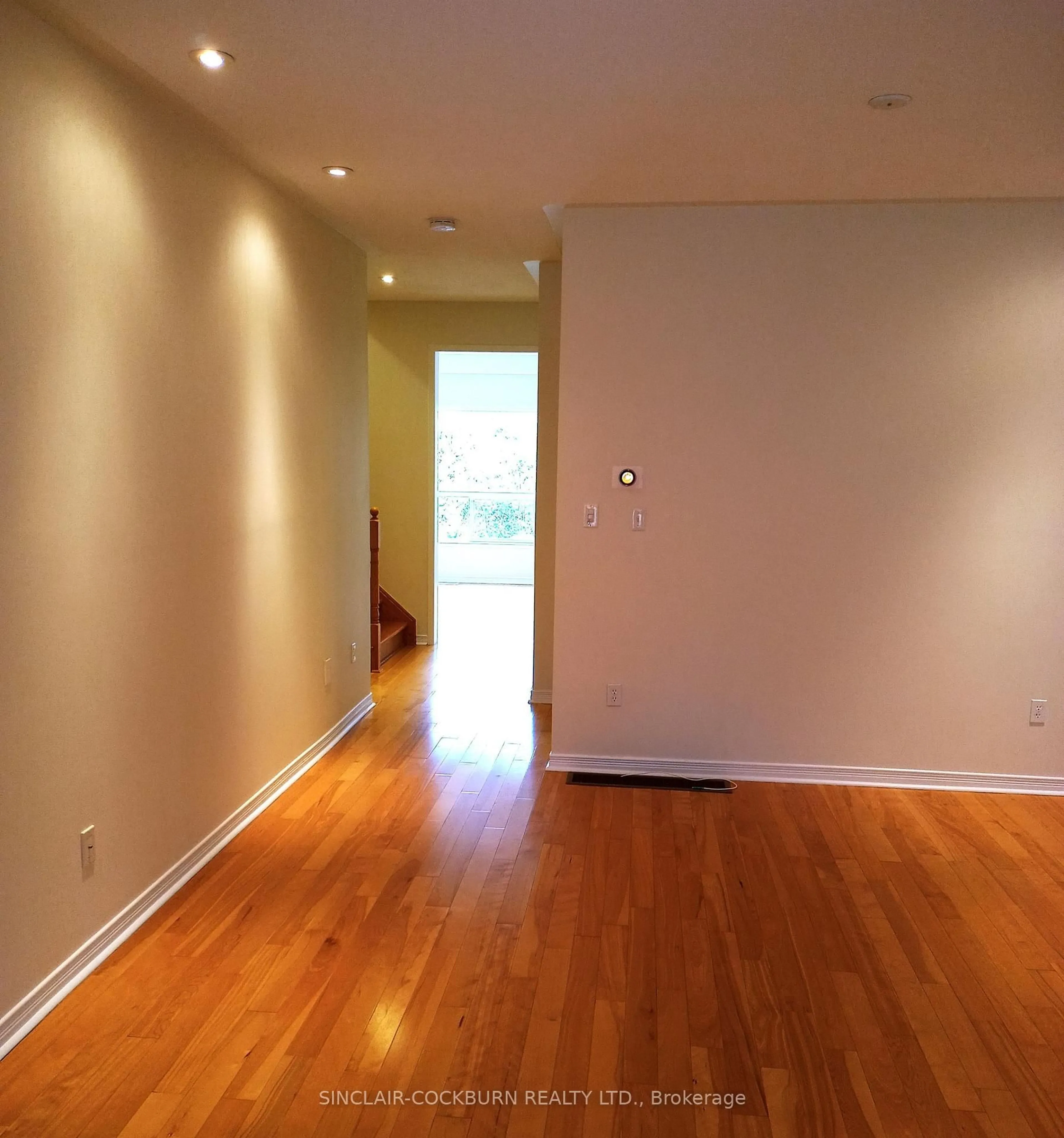 A pic of a room for 98 Lebovic Dr, Richmond Hill Ontario L4E 5C1