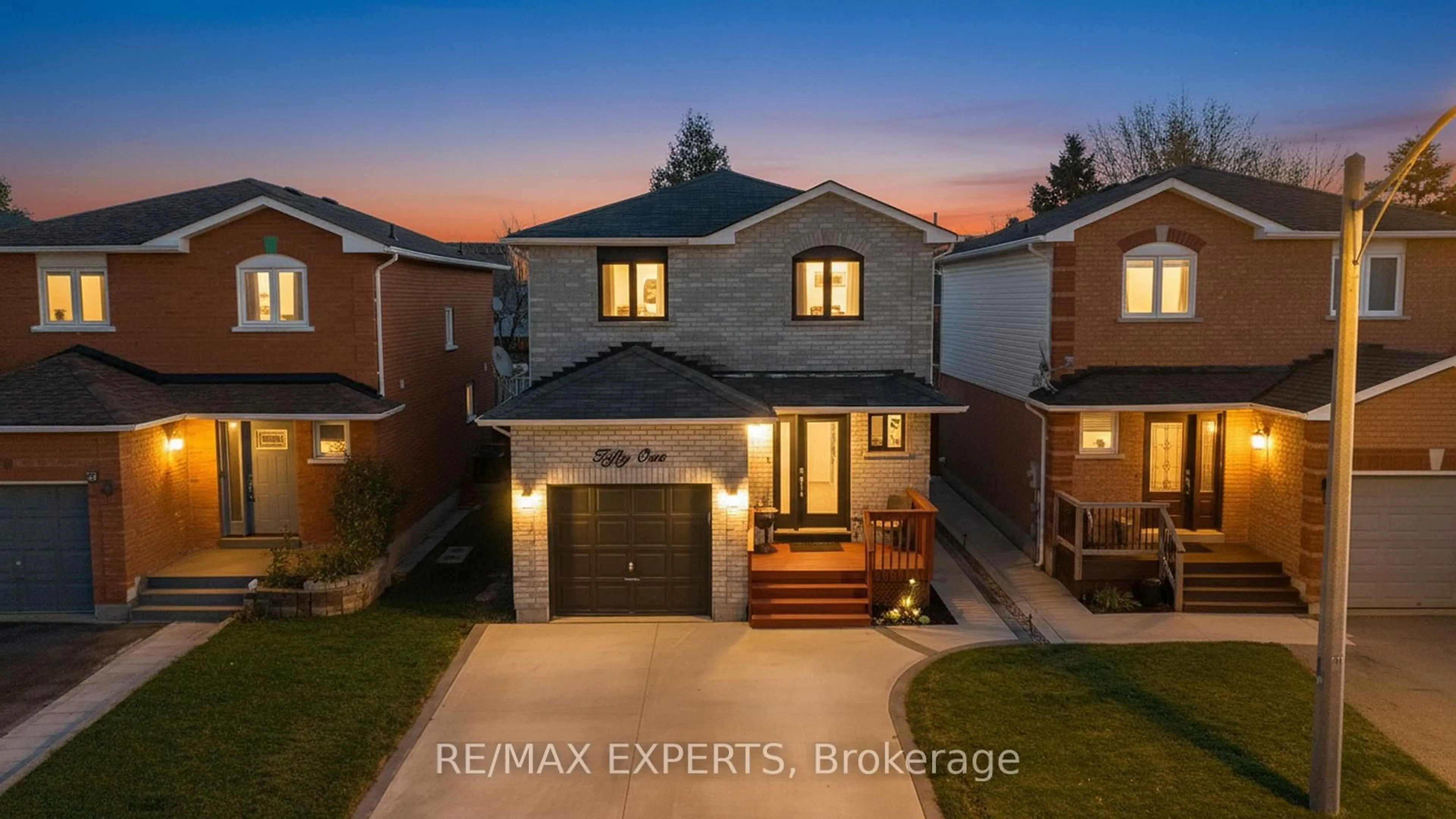 Home with brick exterior material, street for 51 Mcknight Cres, New Tecumseth Ontario L0G 1W0