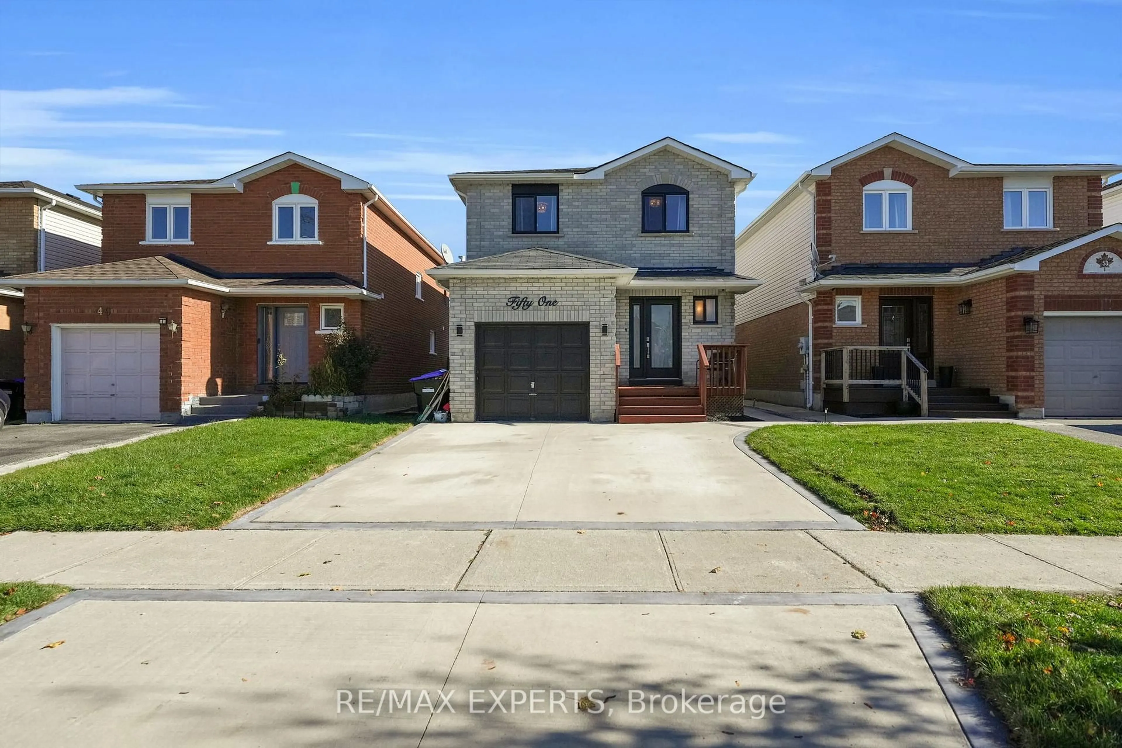 Home with brick exterior material, street for 51 Mcknight Cres, New Tecumseth Ontario L0G 1W0