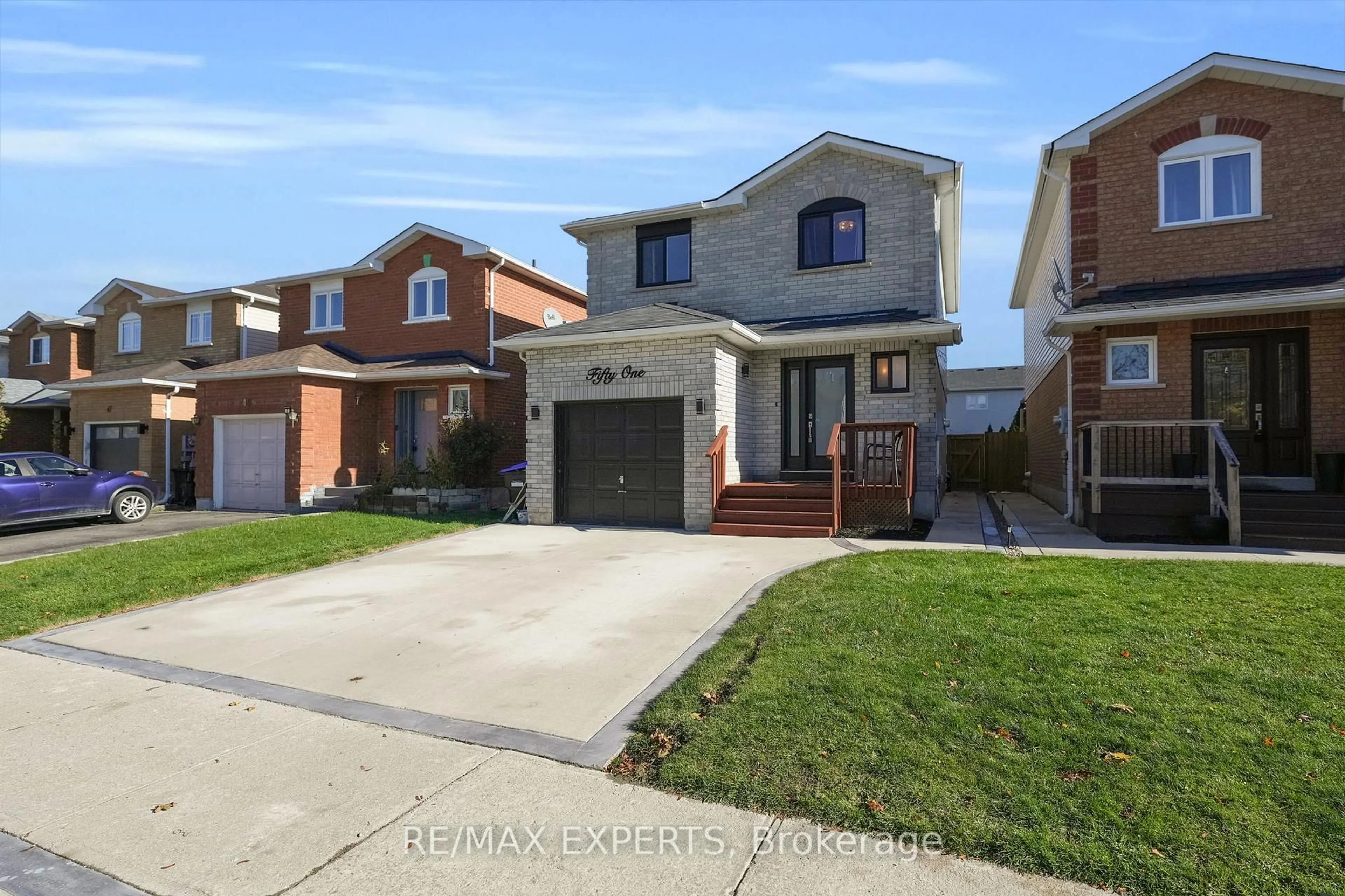 Home with brick exterior material, street for 51 Mcknight Cres, New Tecumseth Ontario L0G 1W0