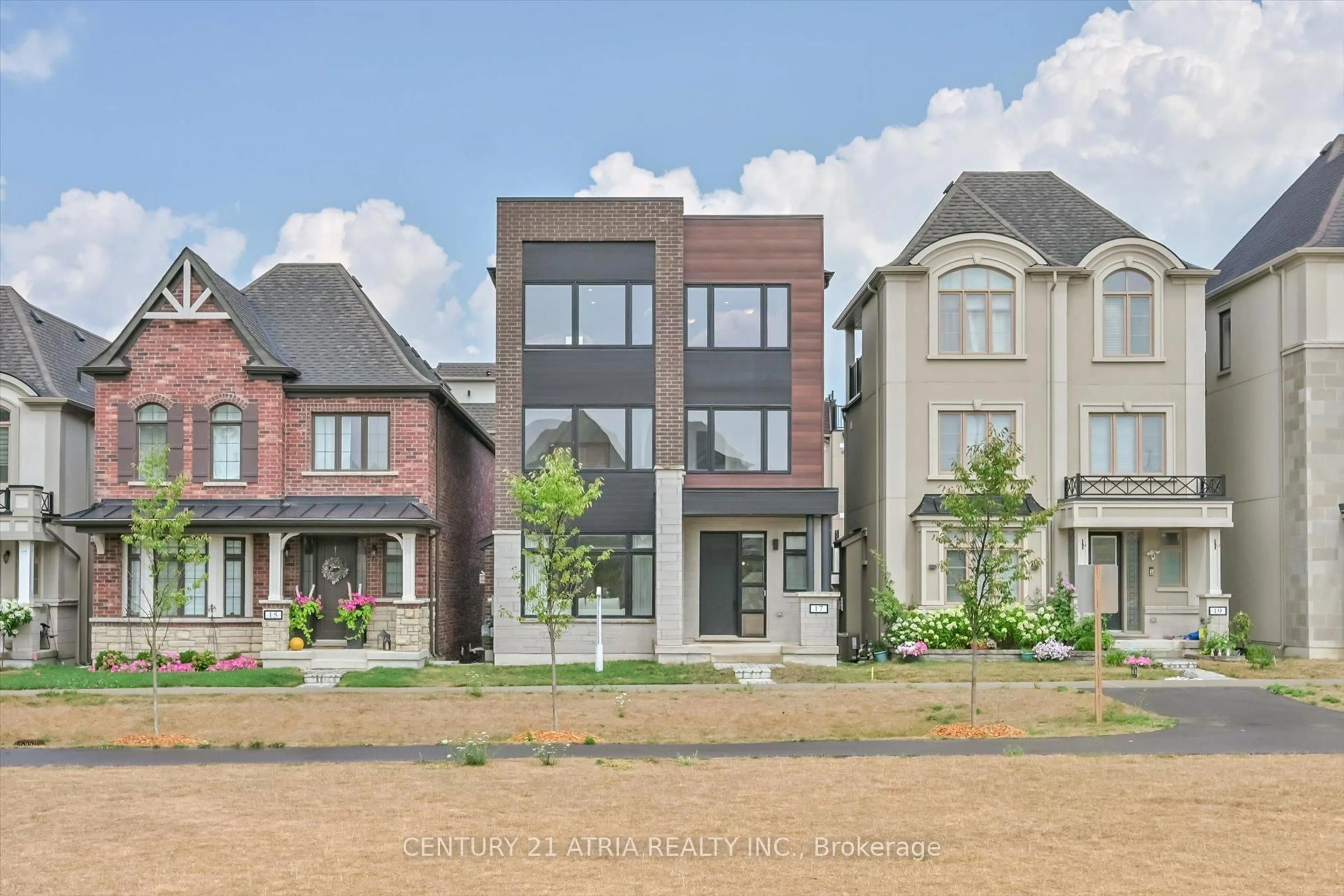 Home with brick exterior material, street for 17 Kohn Lane, Markham Ontario L6C 3J3