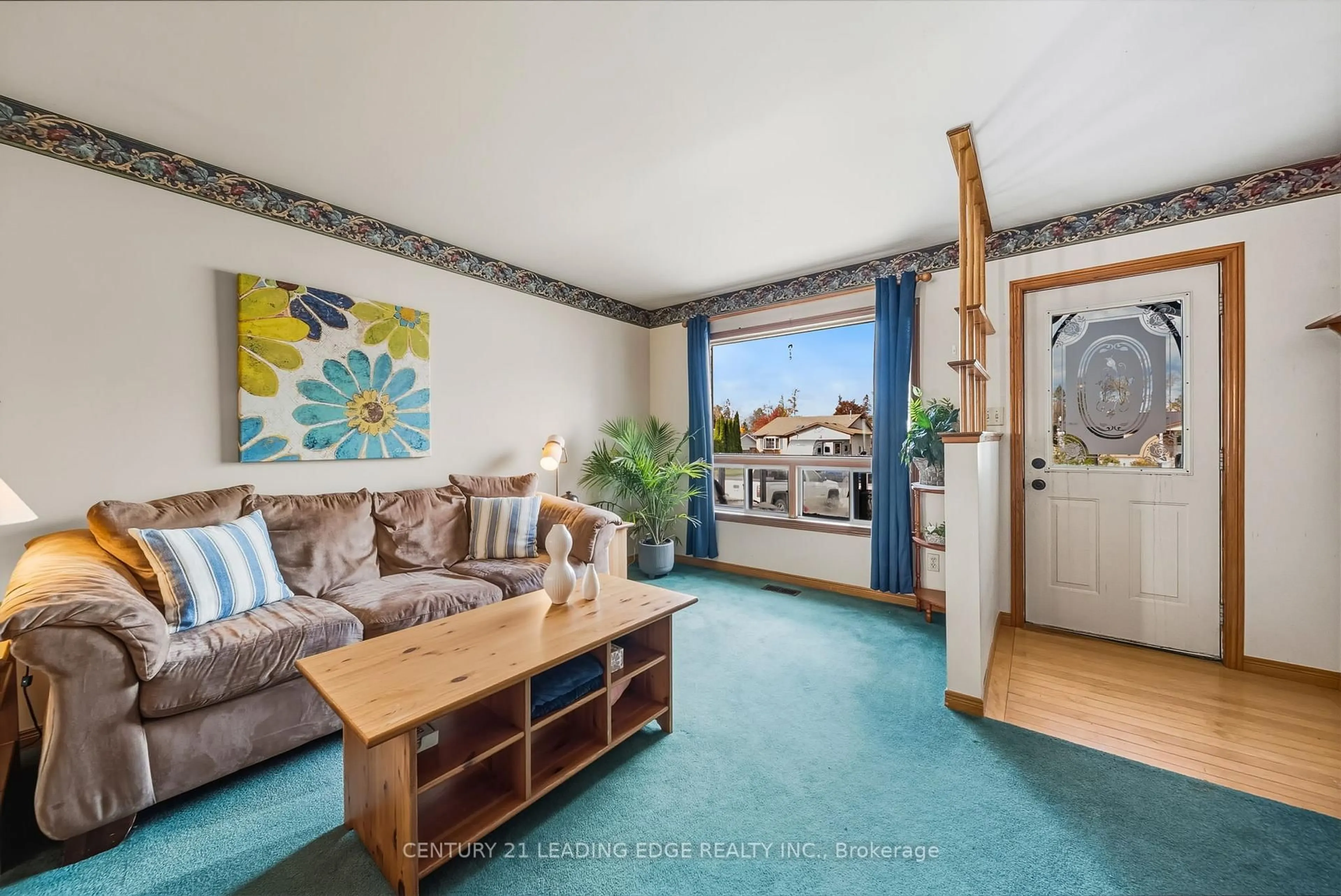 Living room with furniture, unknown for 87 Beechwood Ave, Brock Ontario L0K 1A0