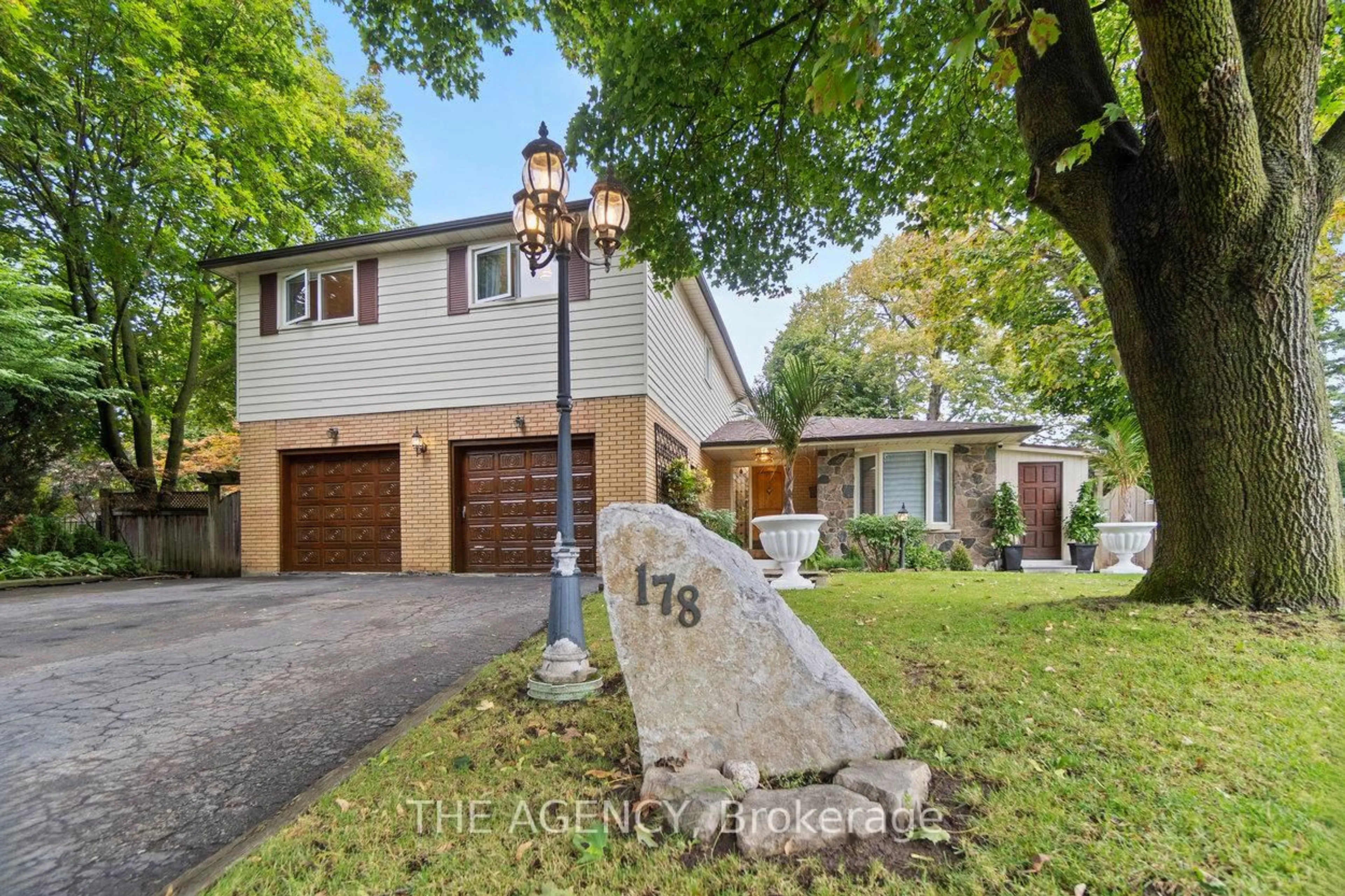 Unknown for 178 Millpond Crt, Richmond Hill Ontario L4C 4W5