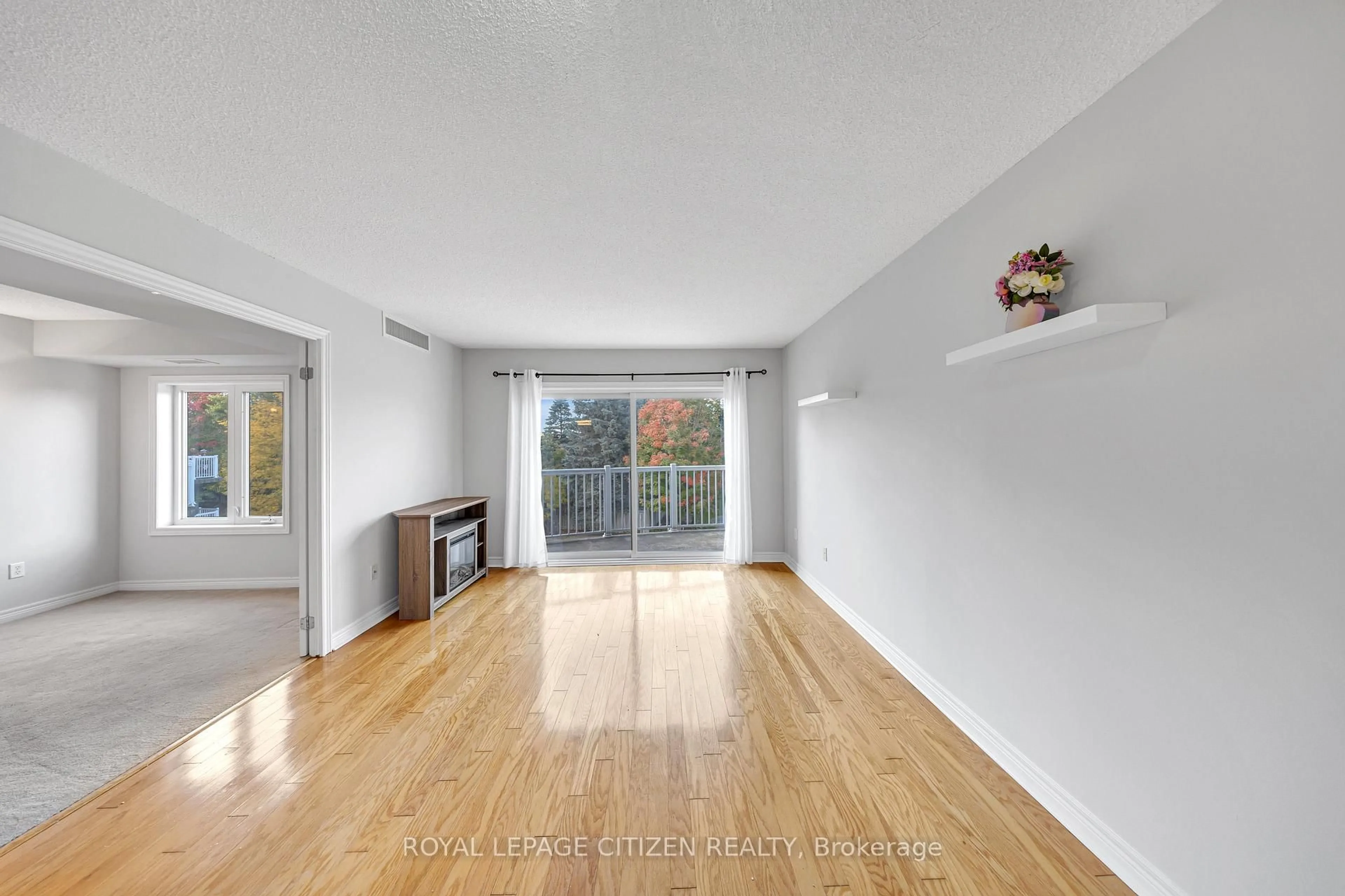 A pic of a room for 32 Church St #307, King Ontario L0G 1T0