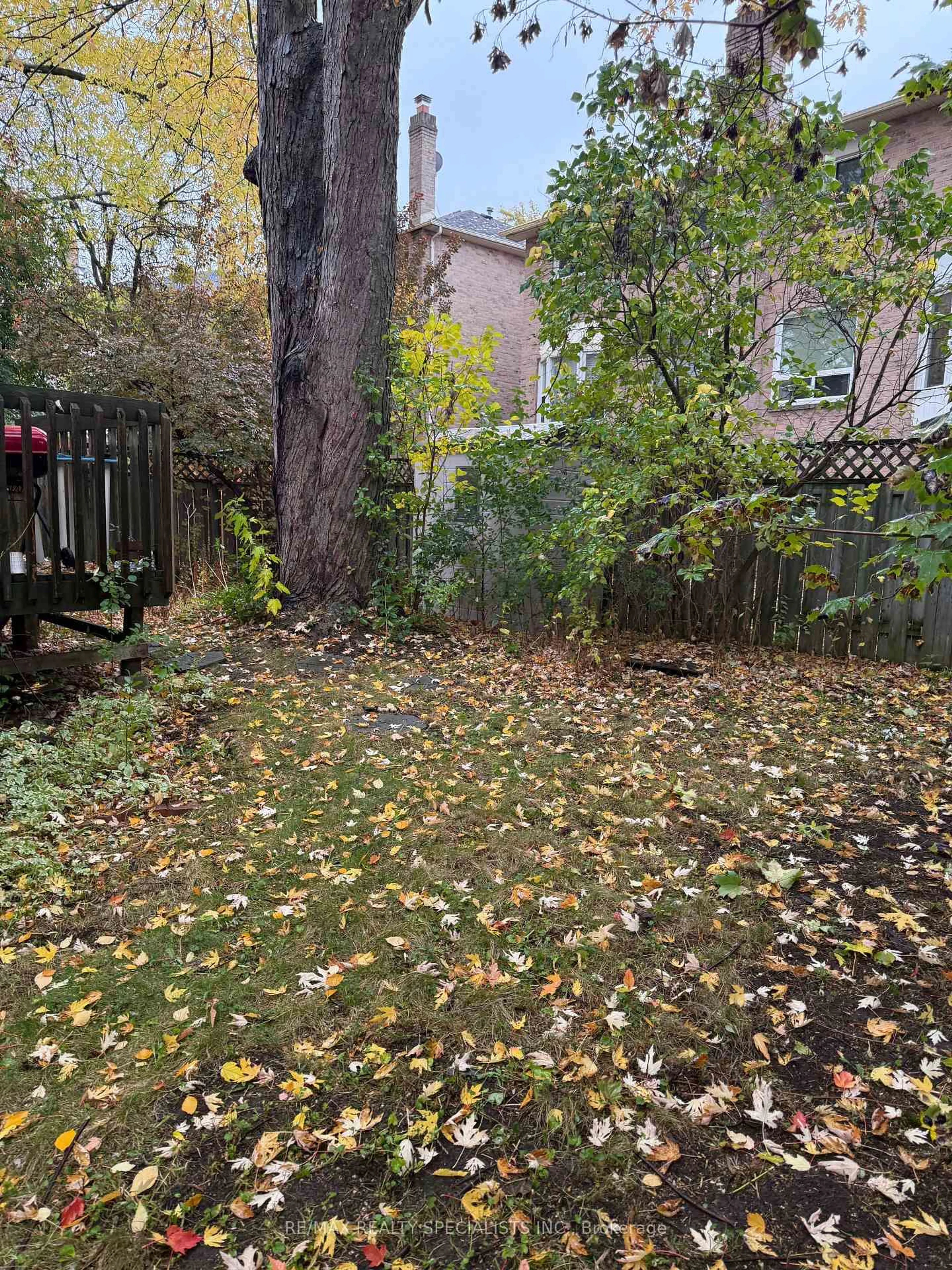 Unknown for 22 Joanna Cres, Vaughan Ontario L4J 5E7