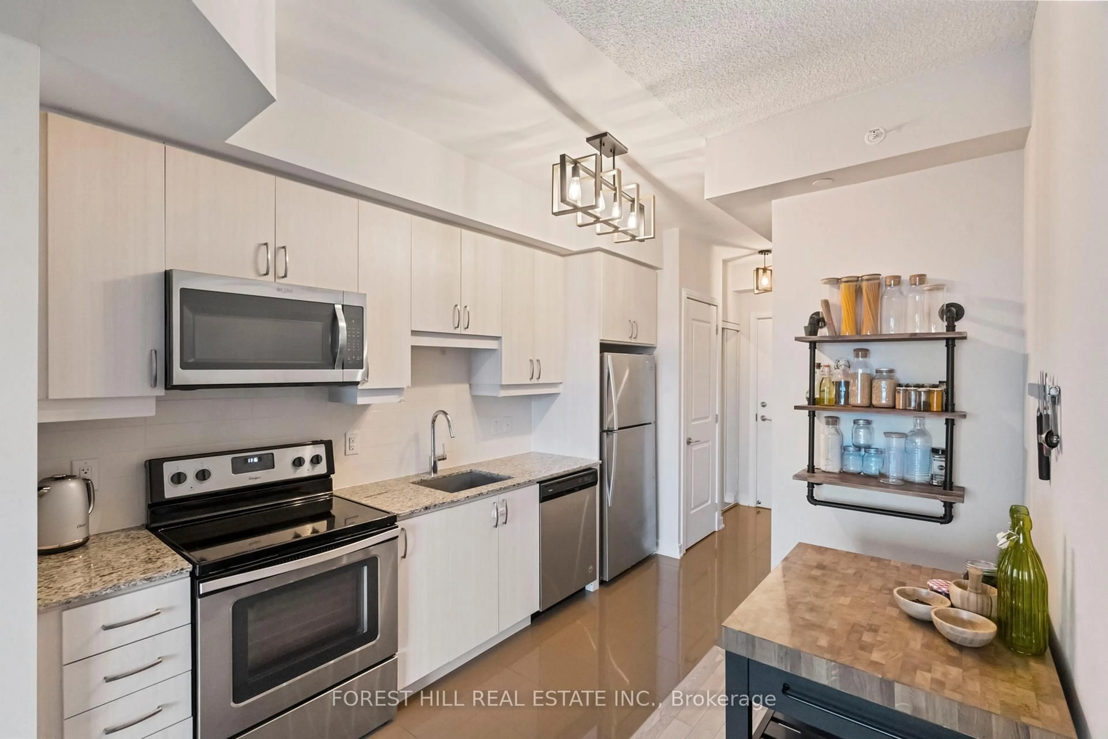 Unknown for 9201 Yonge St #1501, Richmond Hill Ontario L4C 6Z2