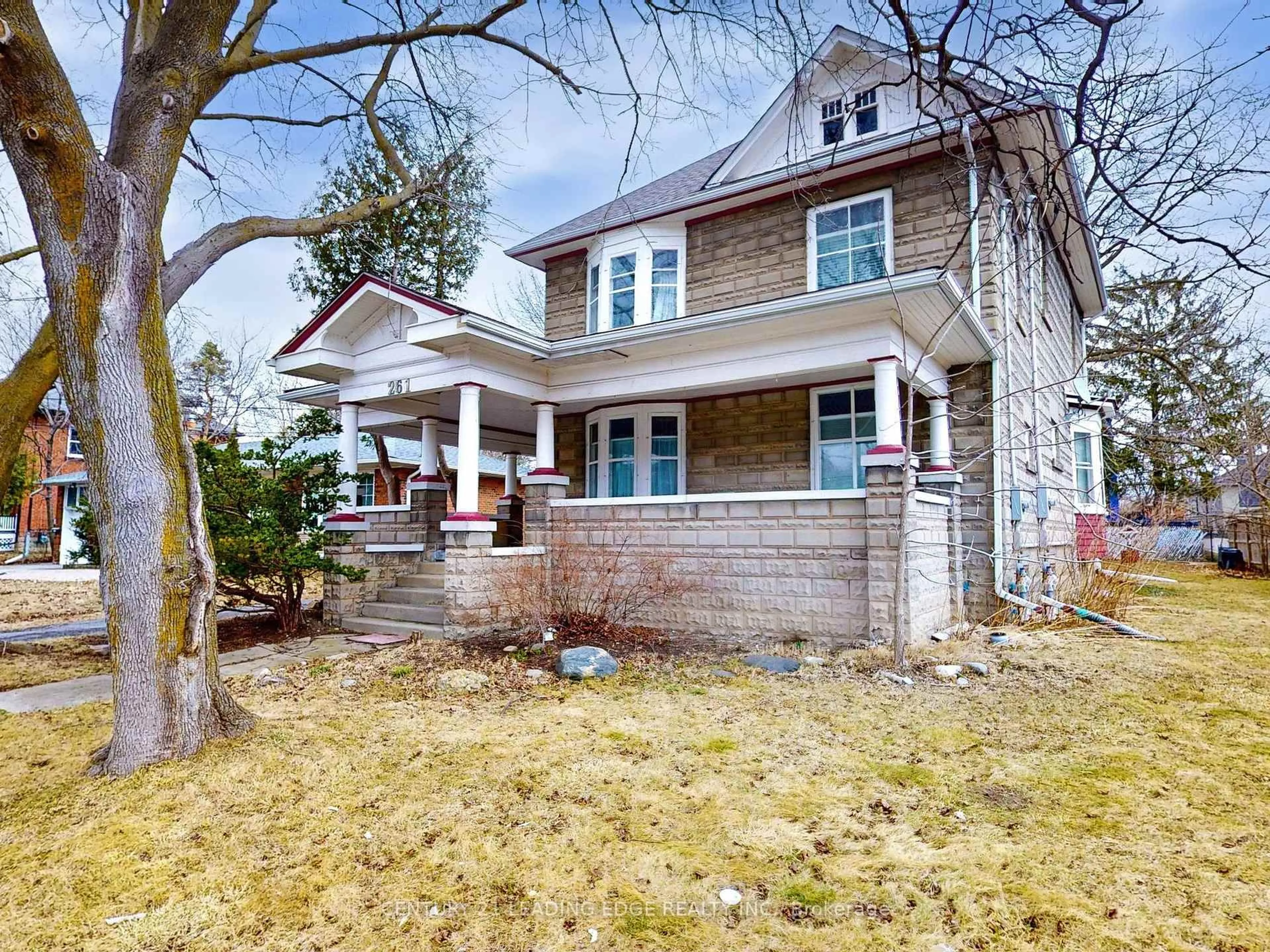 Unknown for 261 Main St, Markham Ontario L3P 1Y6